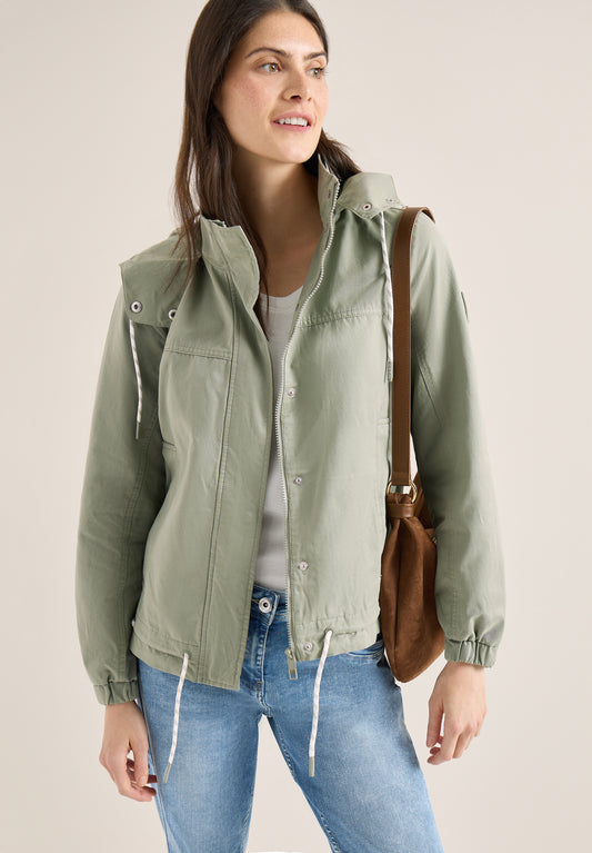 CECIL - Jacke mit Kapuze und Tunnelzug - Farbe: chlorella green