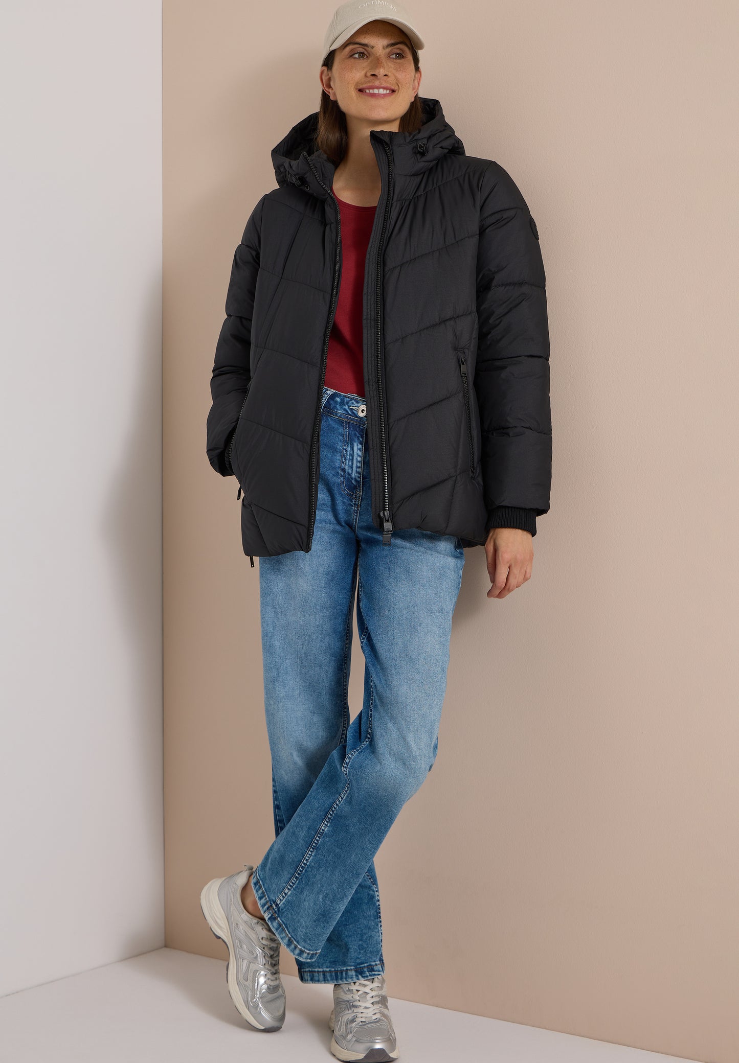 CECIL - Puffer-Jacke in Midi-Länge mit Kapuze - Farbe: Black