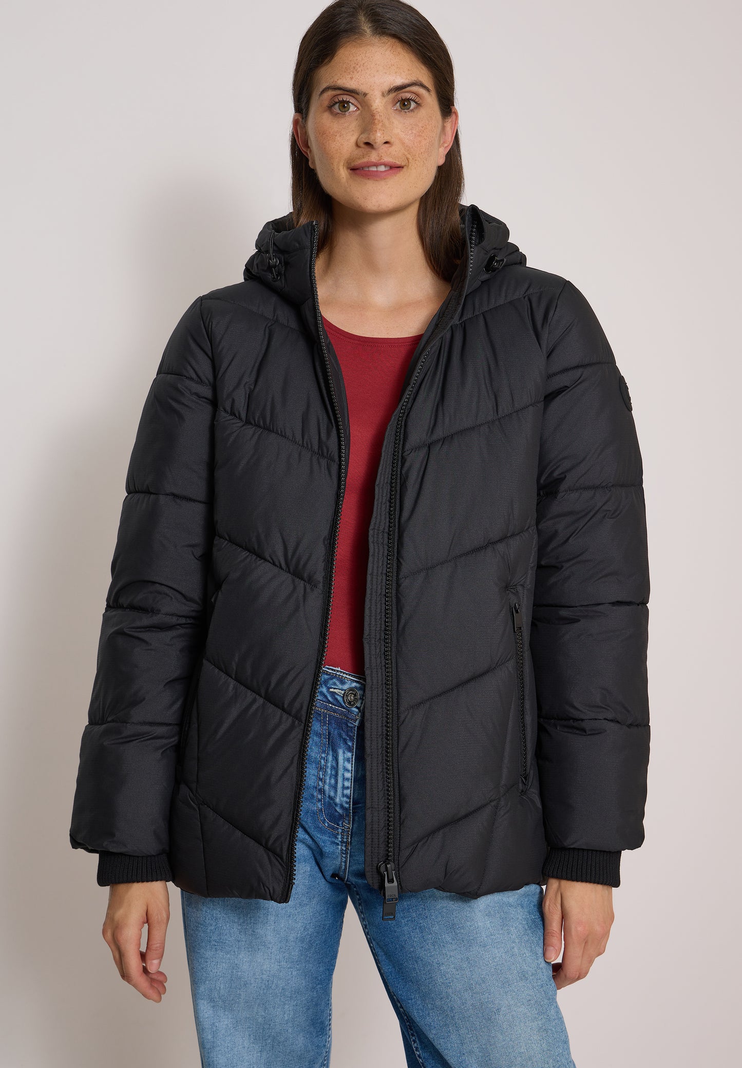CECIL - Puffer-Jacke in Midi-Länge mit Kapuze - Farbe: Black