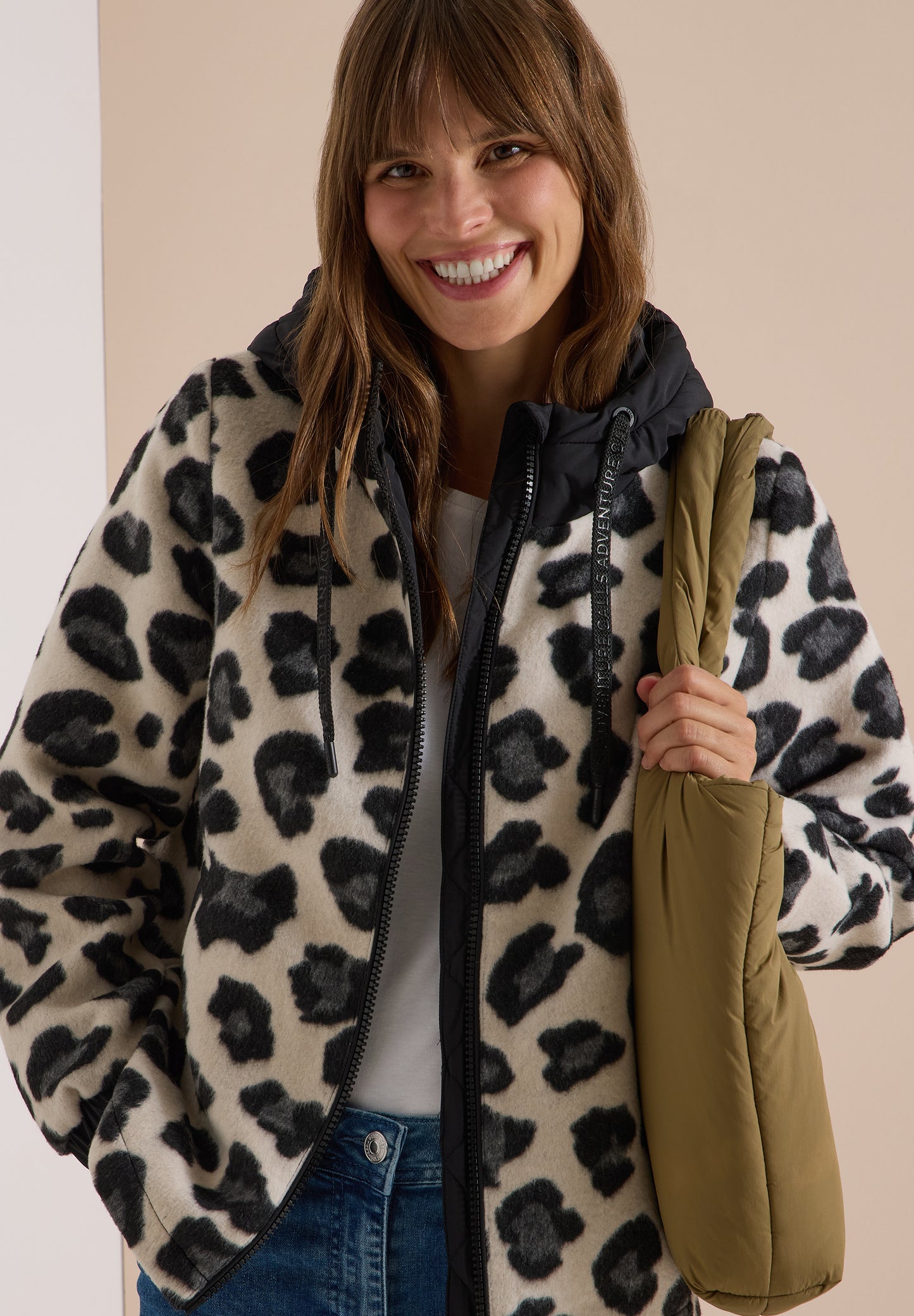 CECIL - Jacke mit Wollanteil und Leo-Muster - Farbe: Black