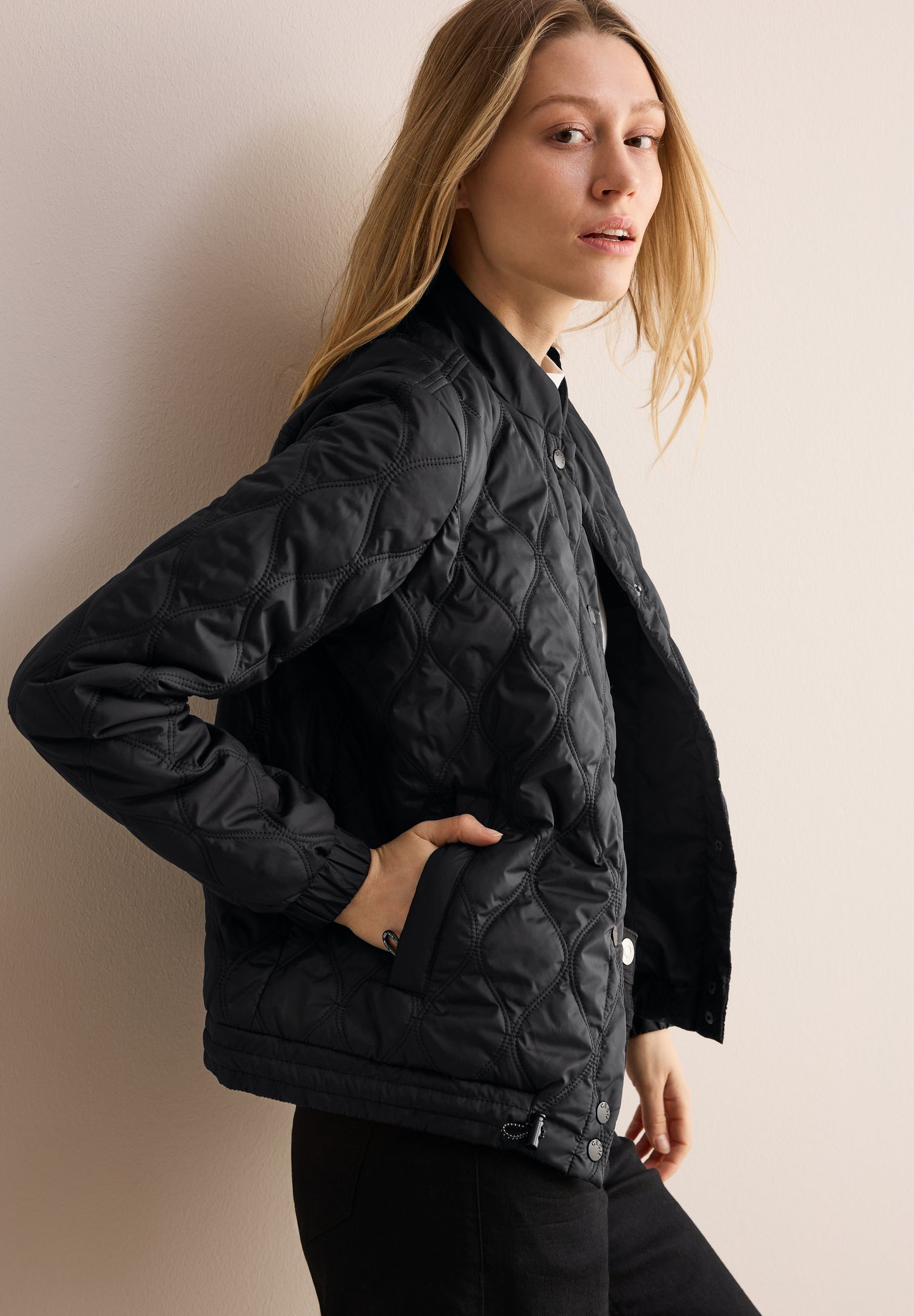 CECIL Gesteppte Jacke - Farbe: Black