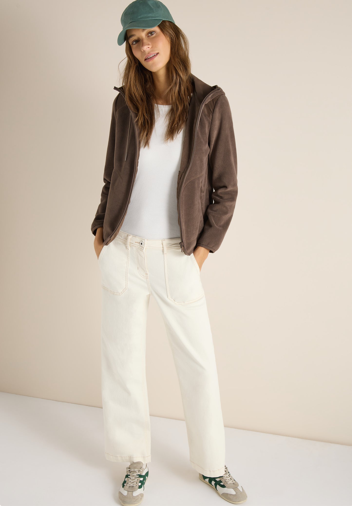 CECIL - Fleecejacke mit Hoodie - Farbe: braun