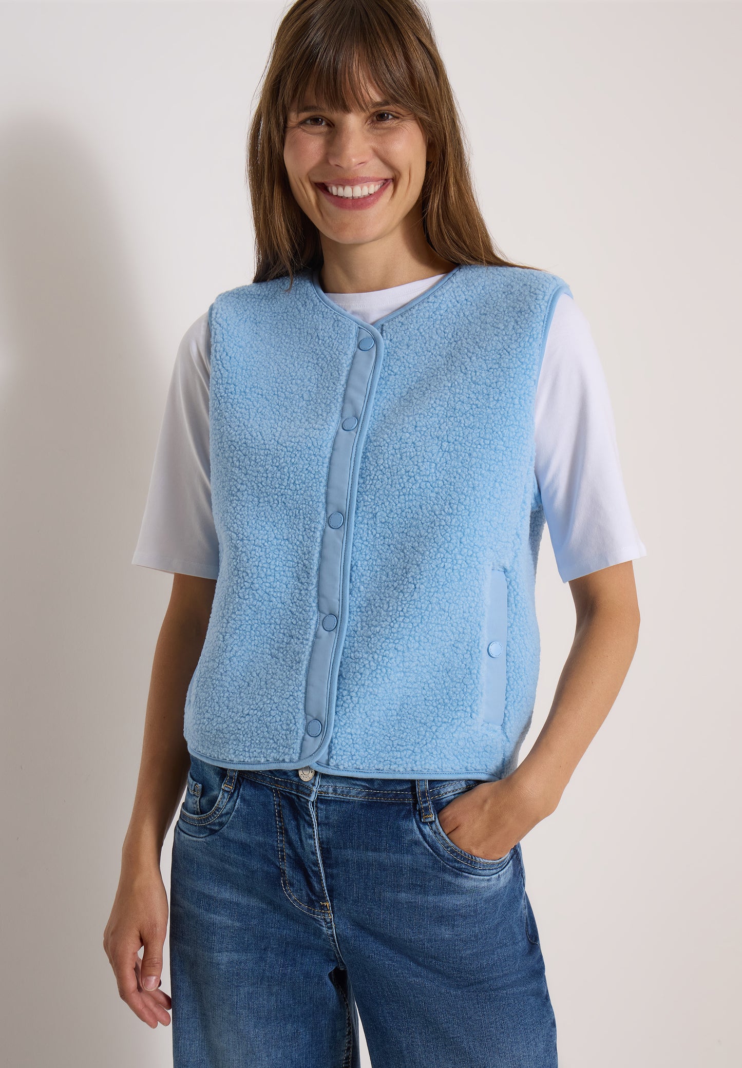 CECIL - Teddy-Weste mit Softshelldetails - Farbe: Hellblau