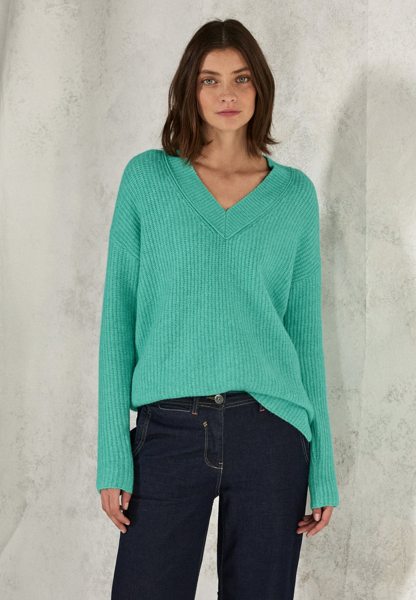 CECIL Pullover mit V-Ausschnitt - Farbe: aventurine green melange