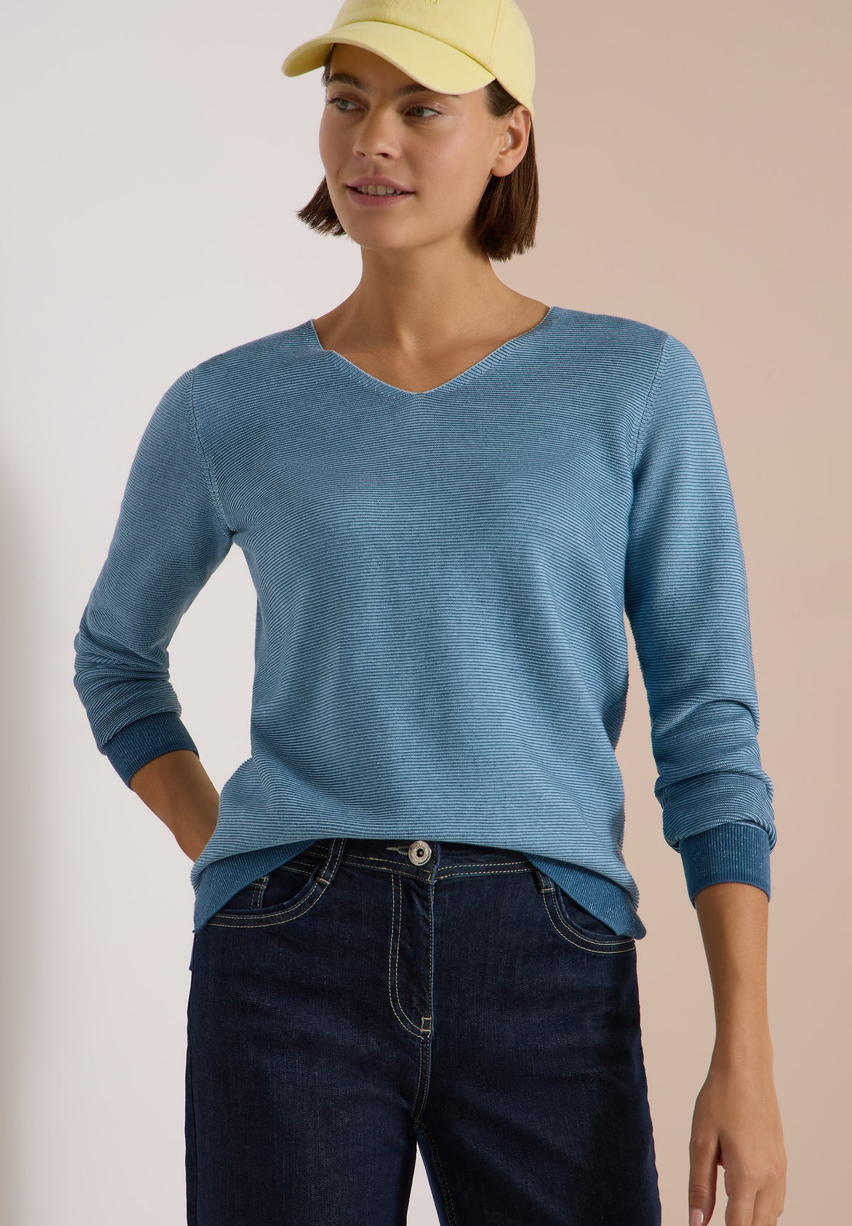 CECIL - Pullover im Two-Tone-Look mit V-Neck - Farbe: mountain air blue