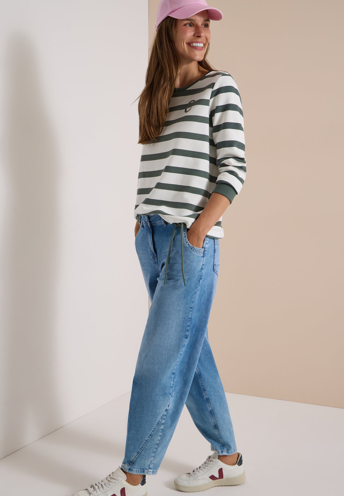 CECIL - Sweatshirt mit Rundhals und Tunnelzug - Farbe: dried olive green