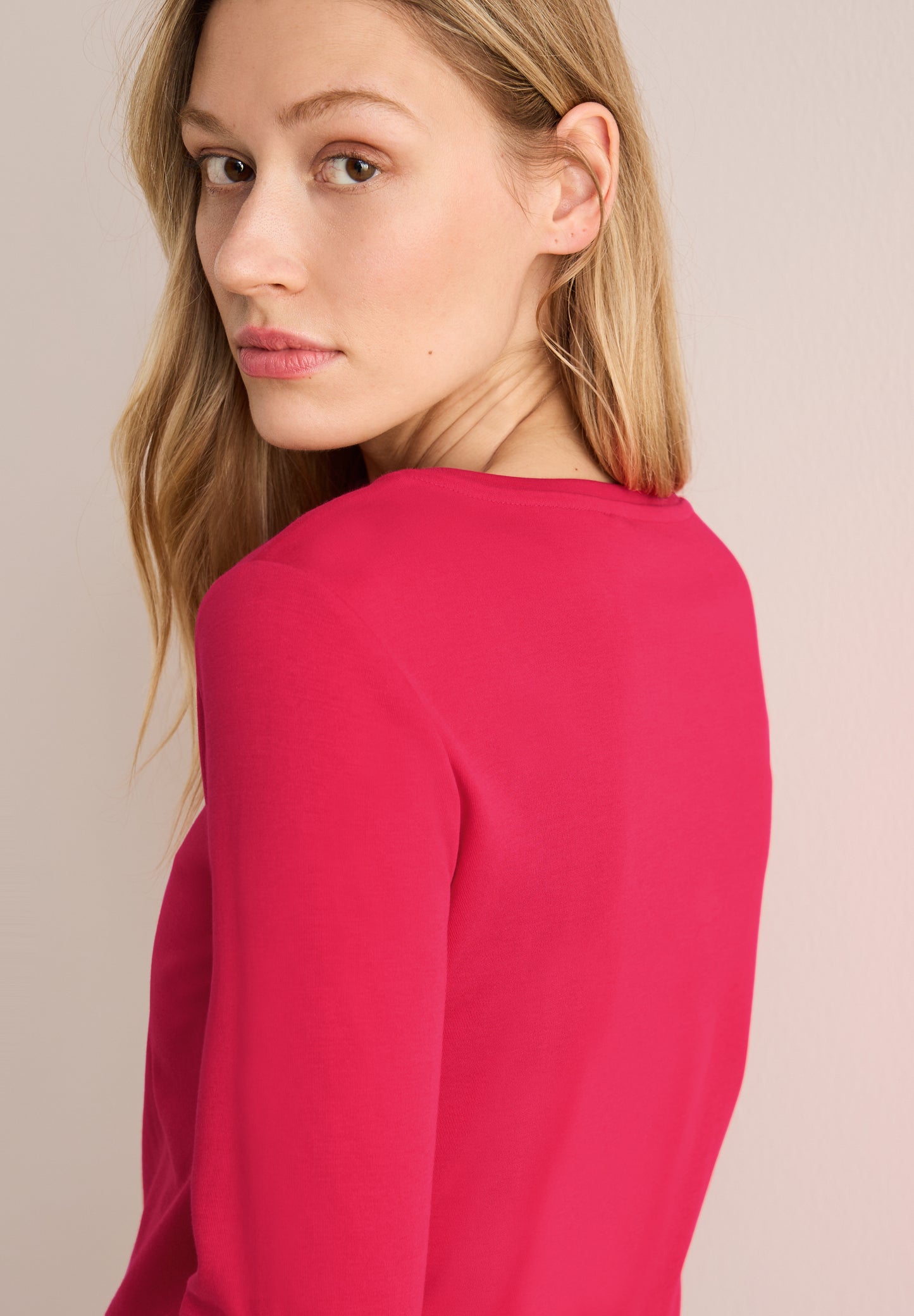 CECIL Basic Shirt in Unifarbe - Farbe: granita red