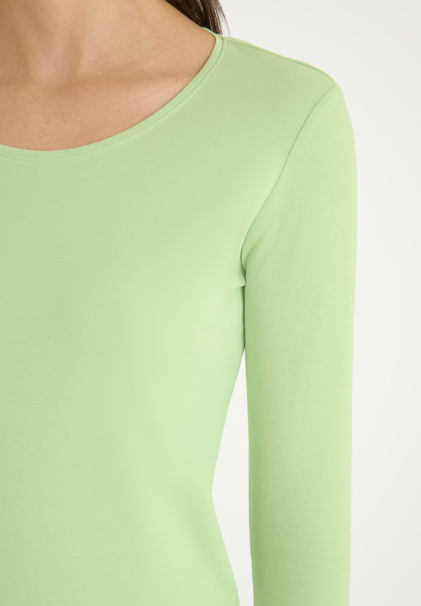 CECIL - Basic Langarmshirt - Farbe: bamboo green
