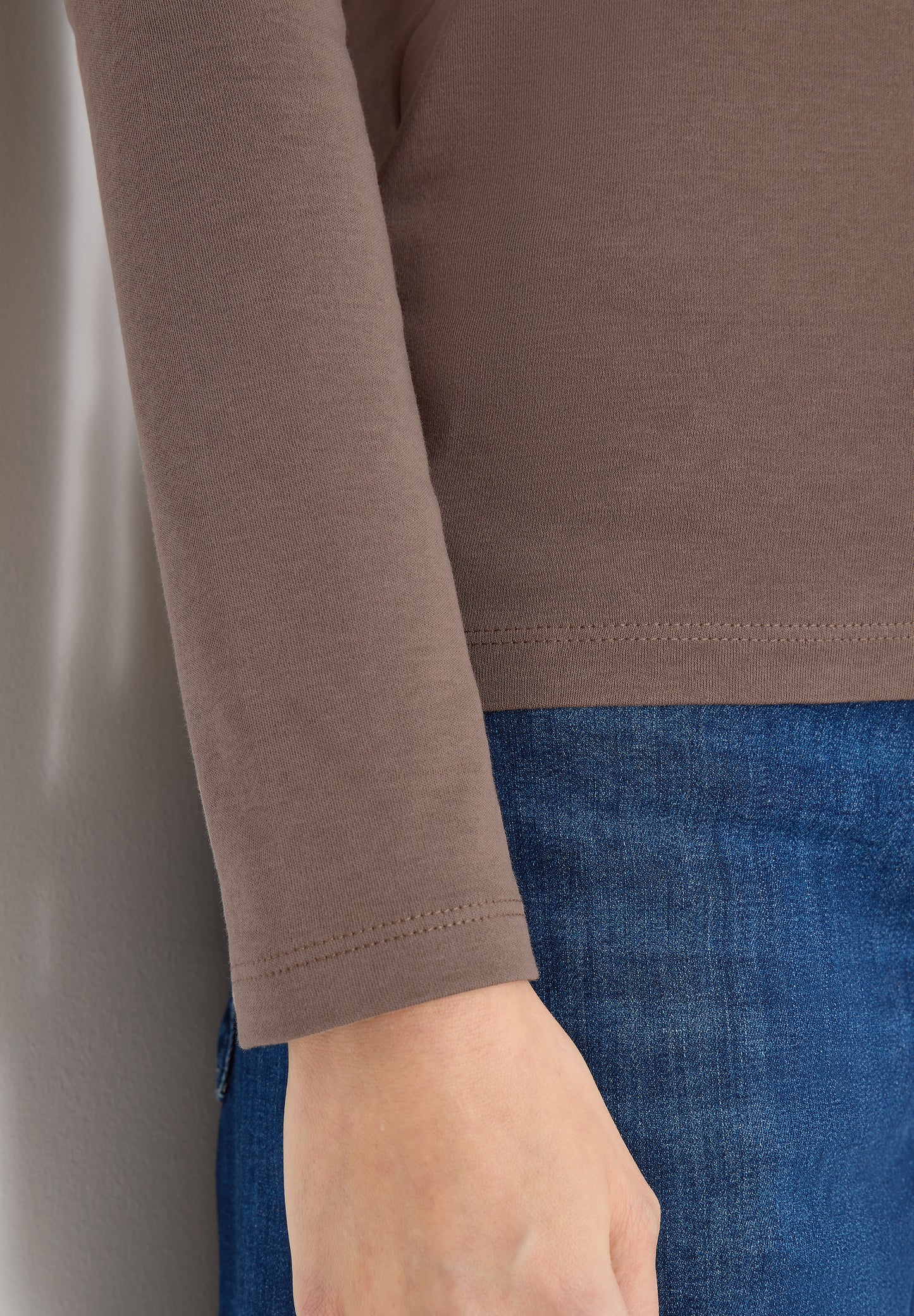 CECIL - Basic Langarmshirt - Farbe: urban taupe