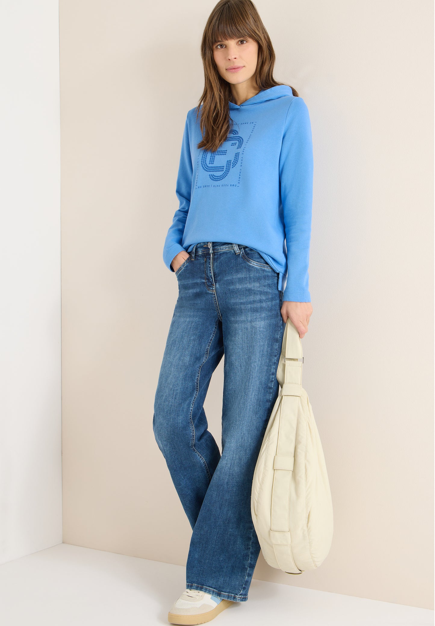 CECIL - Hoodie mit Schmucksteinen - Farbe: fountain blue