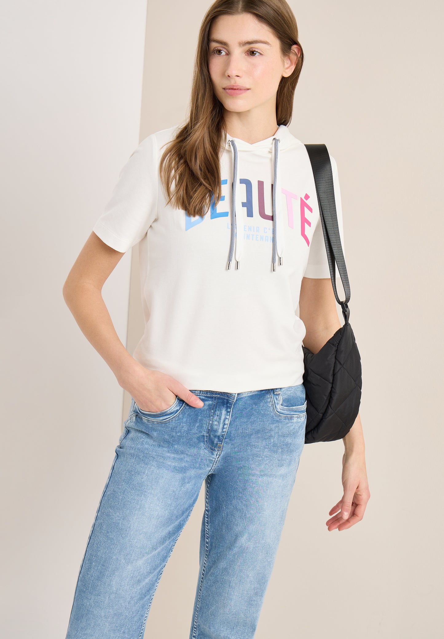 CECIL - Kurzarm T-Shirt mit Kapuze und Print - Farbe: vanilla white