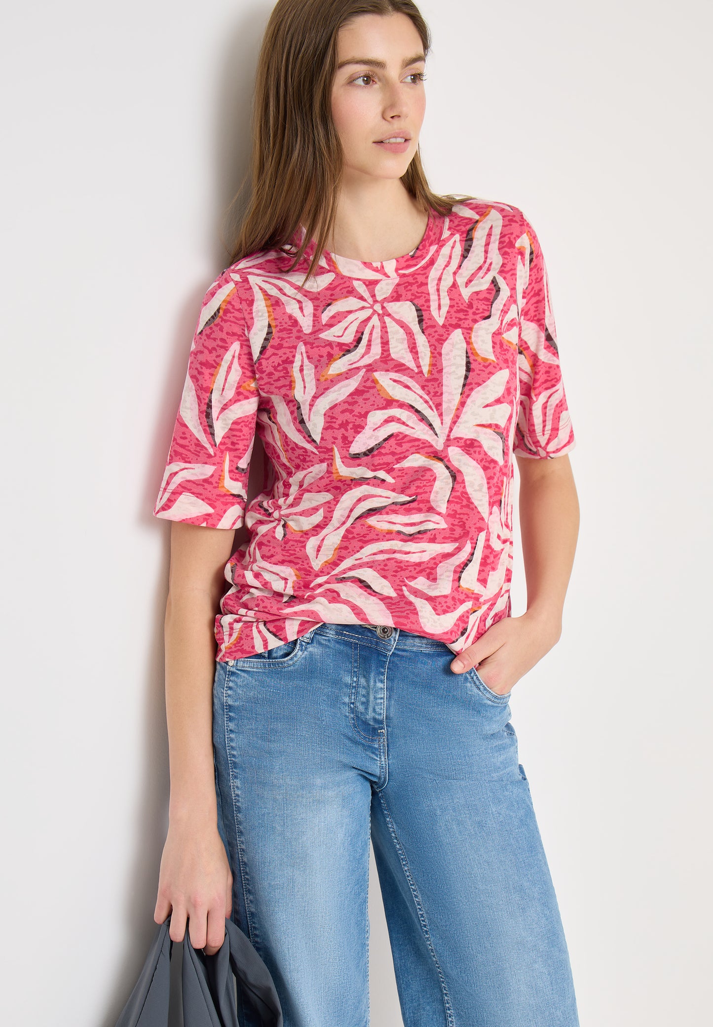 CECIL - Kurzarm T-Shirt im Ausbrenner-Look - Farbe: beetroot pink