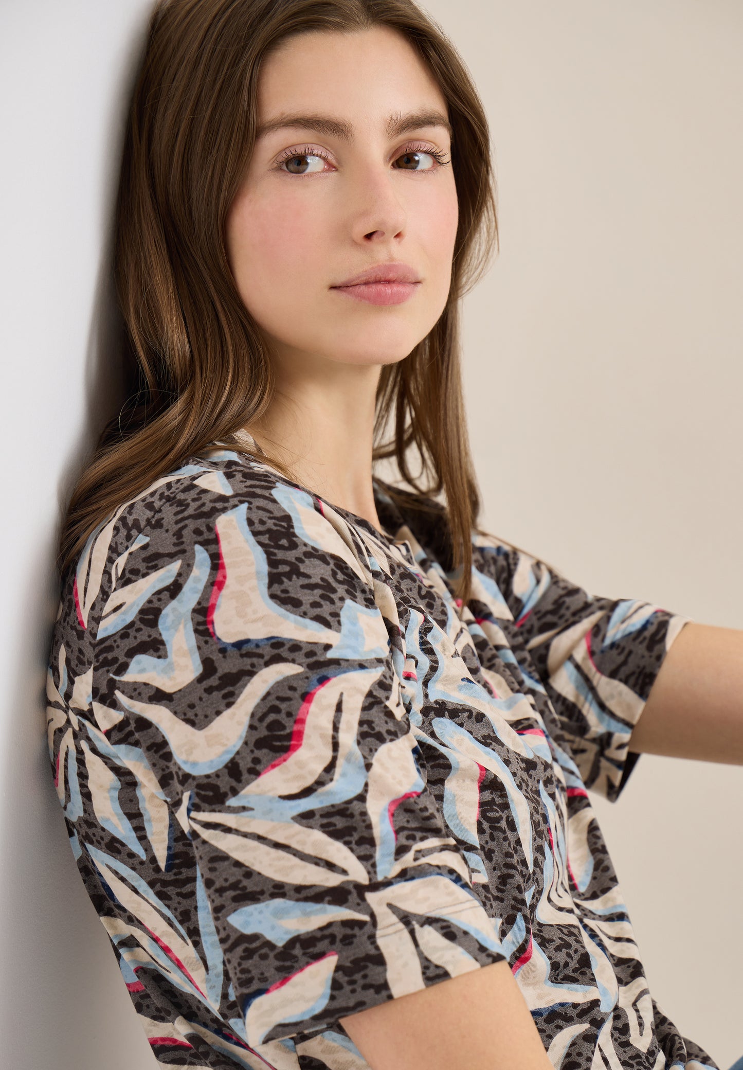 CECIL - Kurzarm T-Shirt im Ausbrenner-Look - Farbe: macchiato brown