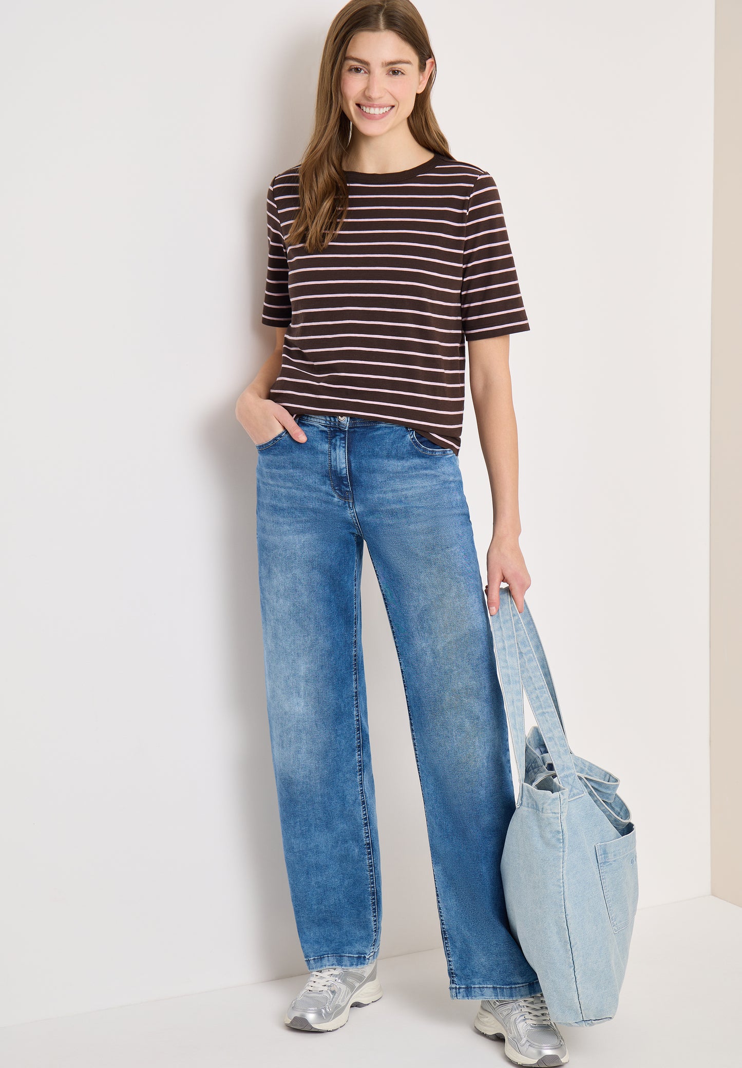 CECIL - T-Shirt mit Boatneck und Streifen - Farbe: macchiato brown