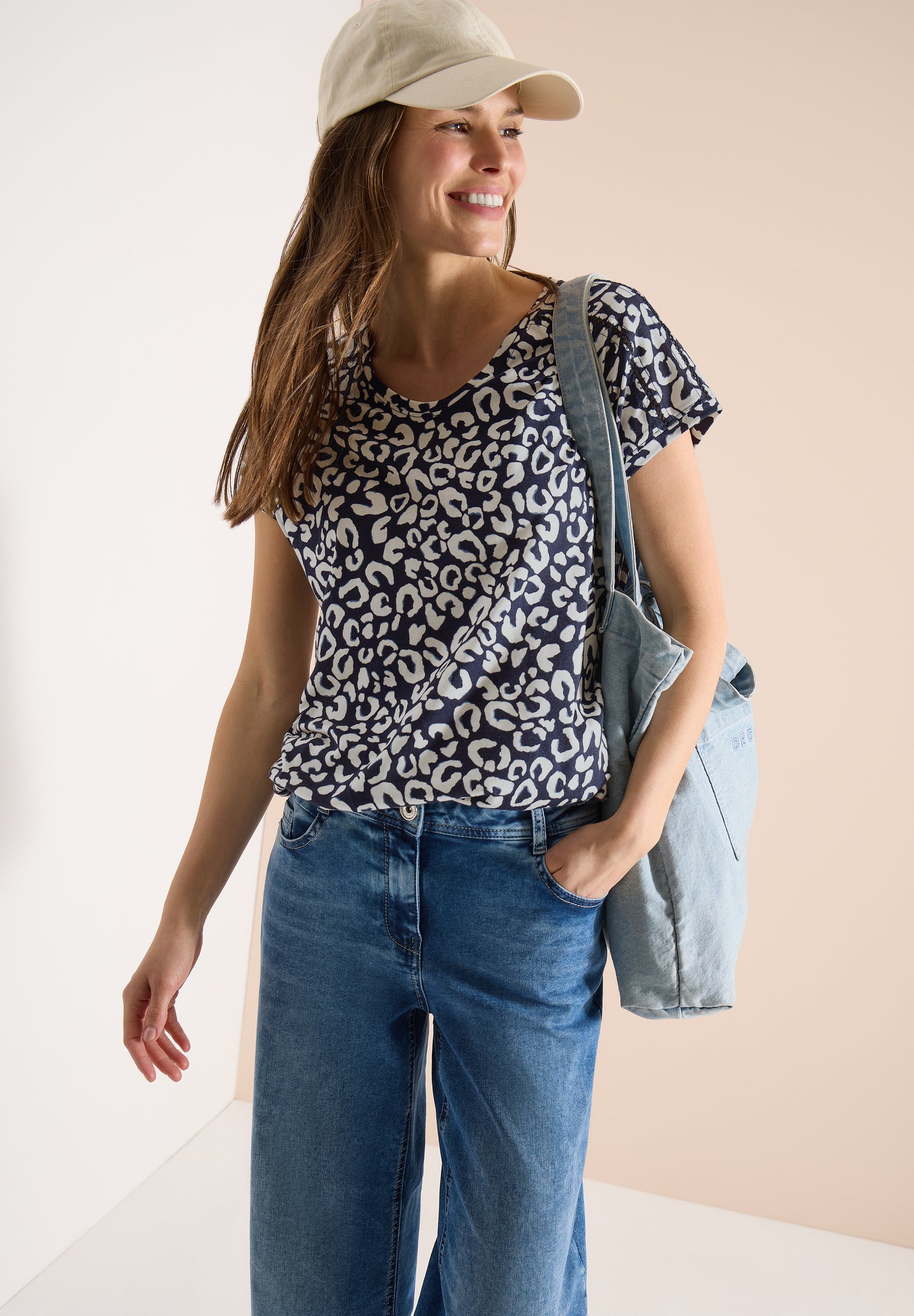 CECIL - Shirt mit Spitzendetail und Leo-Print - Farbe: urban dark blue