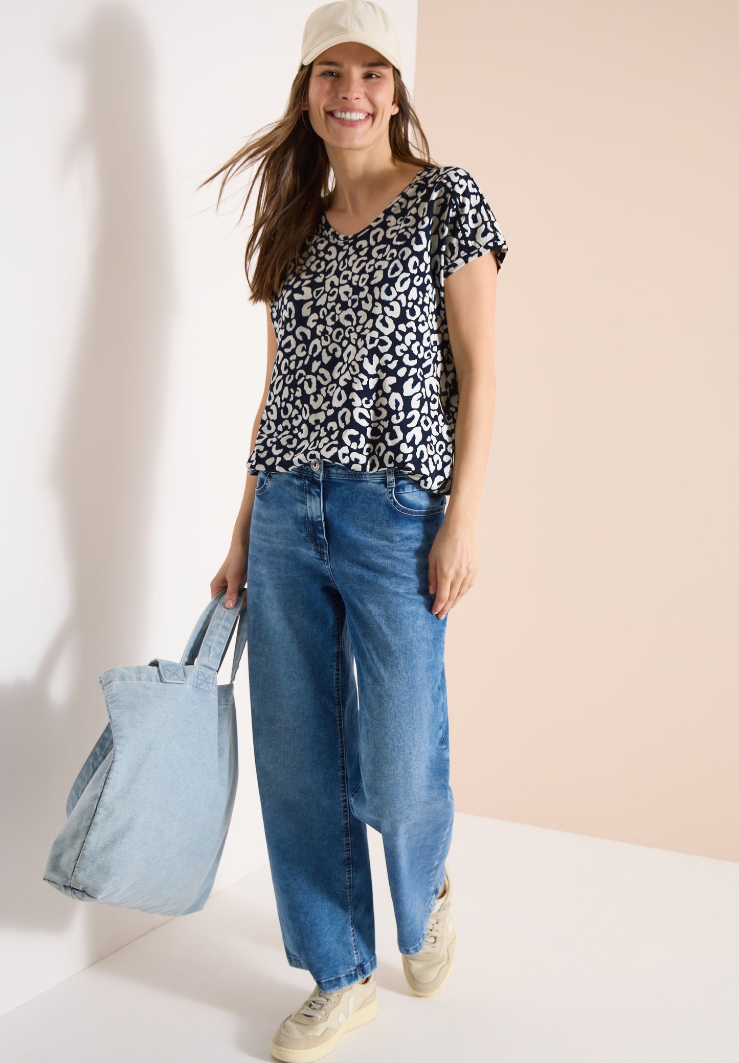 CECIL - Shirt mit Spitzendetail und Leo-Print - Farbe: urban dark blue