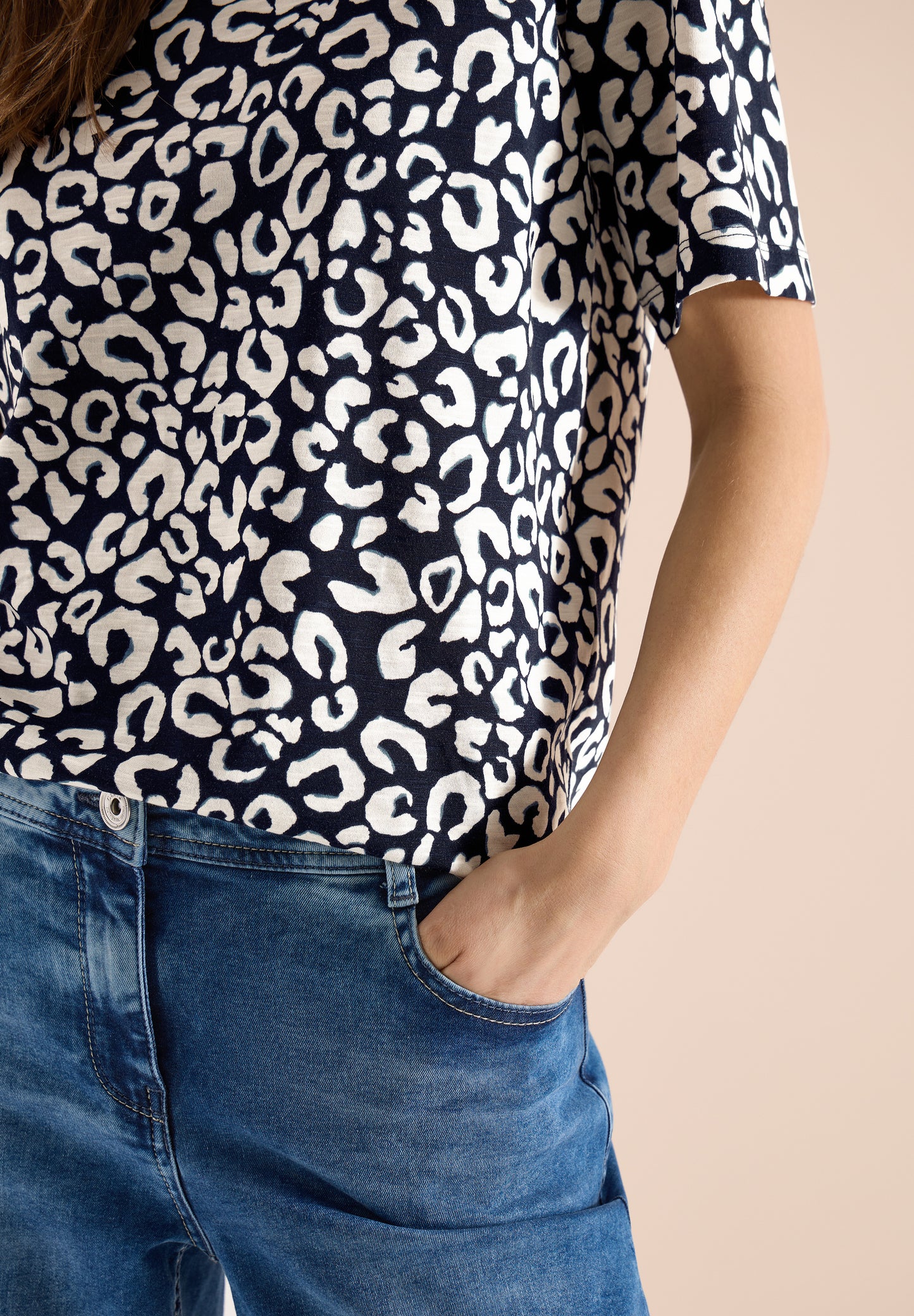 CECIL - Shirt mit Boatneck und Leo-Print - Farbe: urban dark blue