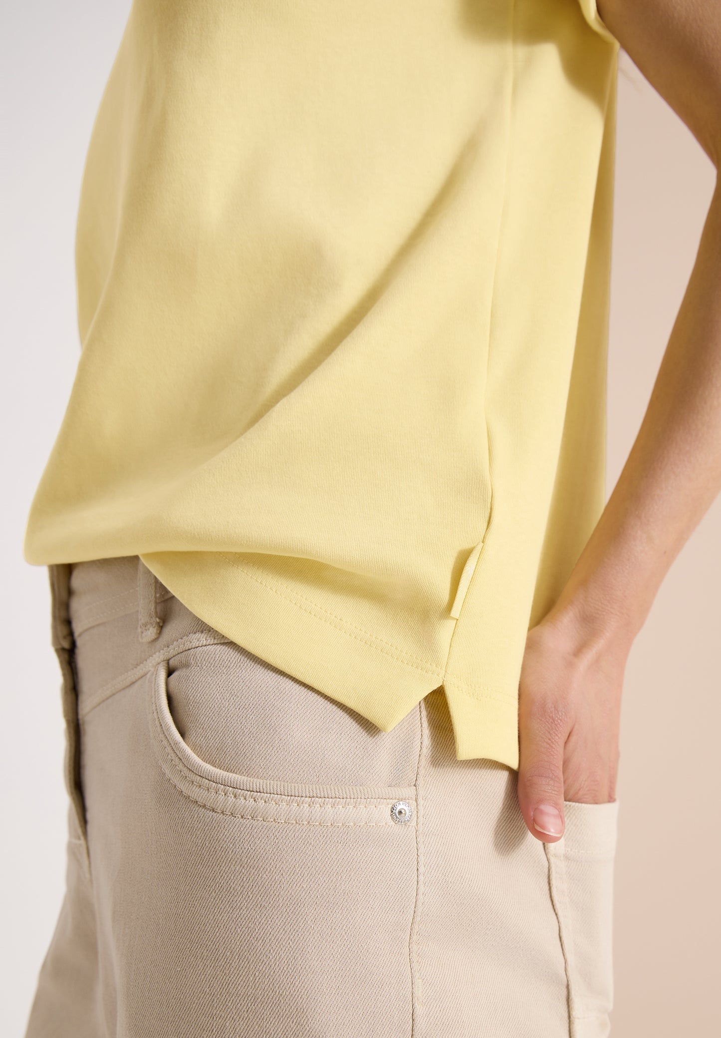 CECIL - T-Shirt mit Rundhals und Print-Detail - Farbe: buttermilk yellow