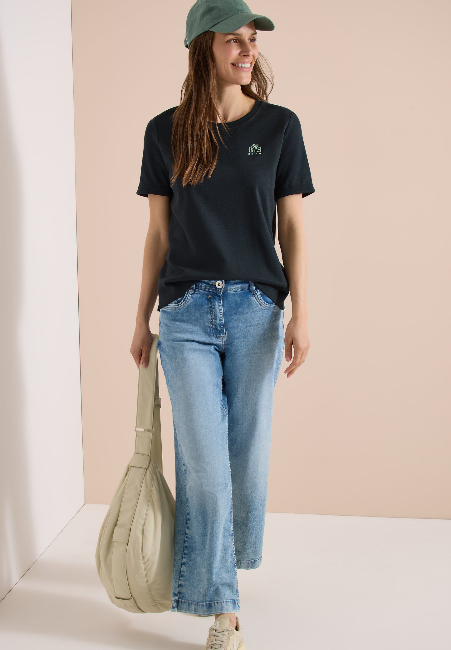 CECIL - T-Shirt mit Rundhals und Print-Detail - Farbe: palm breeze green