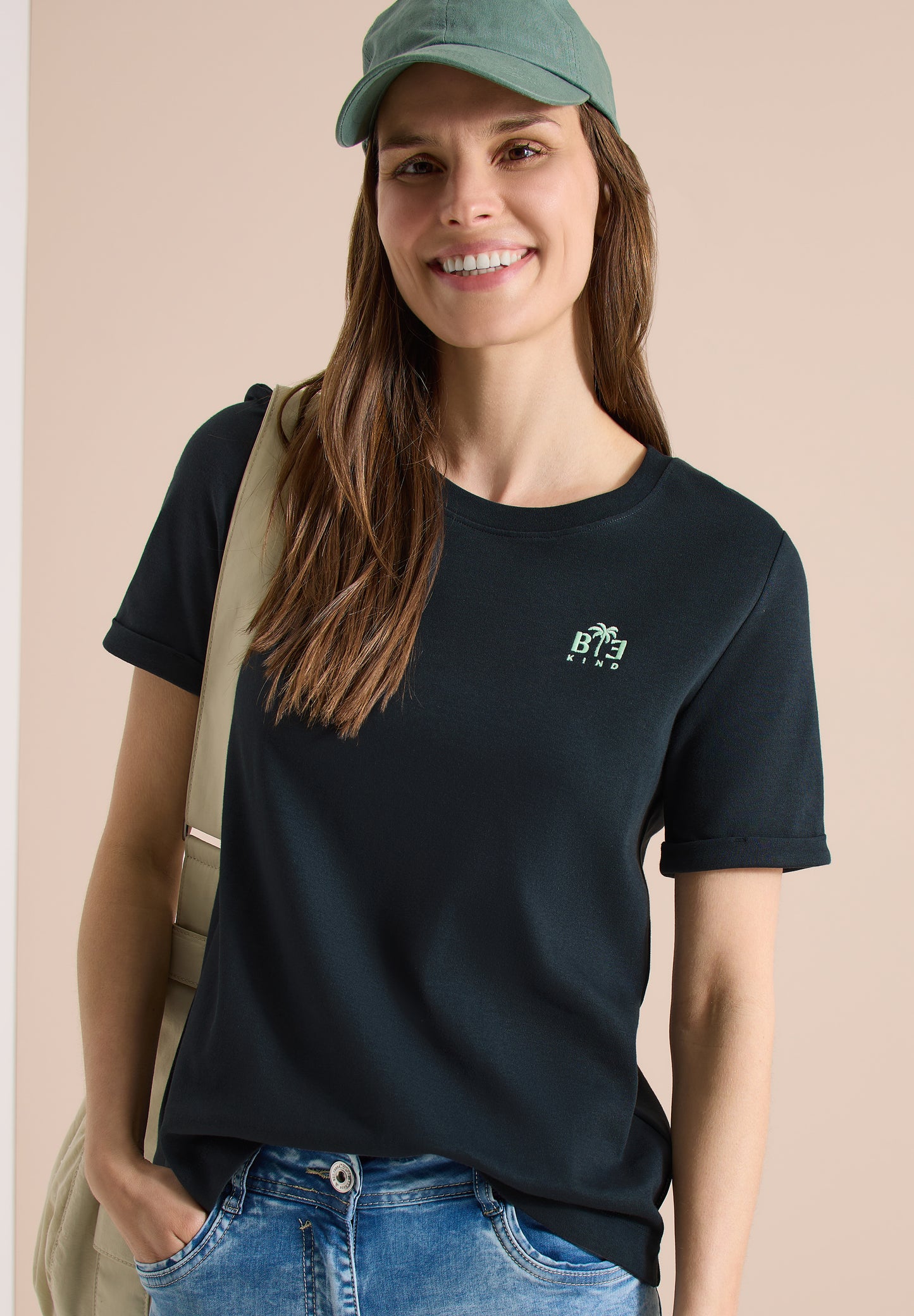 CECIL - T-Shirt mit Rundhals und Print-Detail - Farbe: palm breeze green