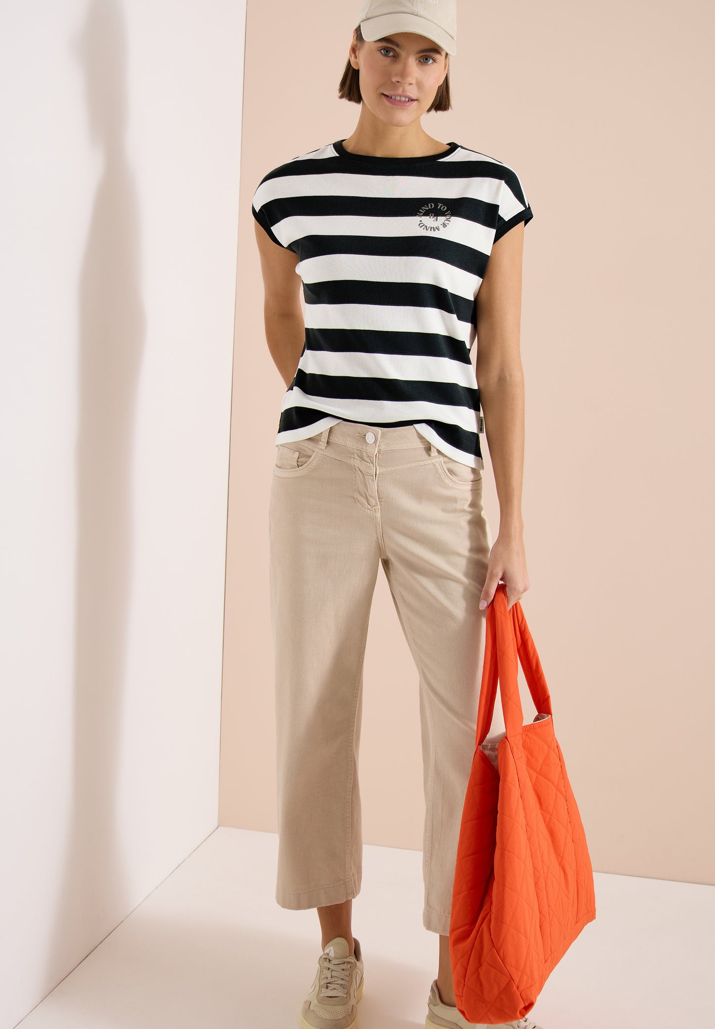 CECIL - T-Shirt mit Streifen und Printdetail - Farbe: palm breeze green