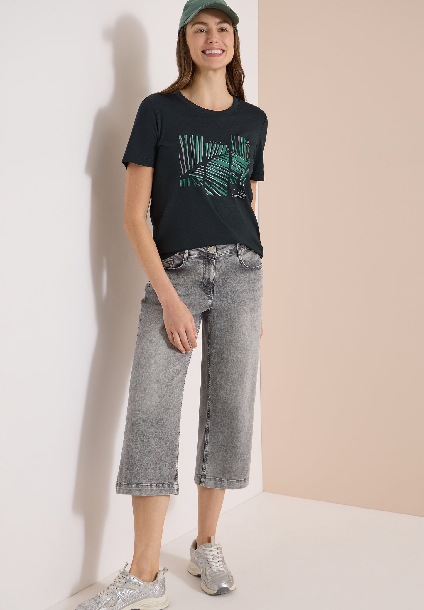 CECIL - T-Shirt mit Rundhals und Artwork - Farbe: palm breeze green
