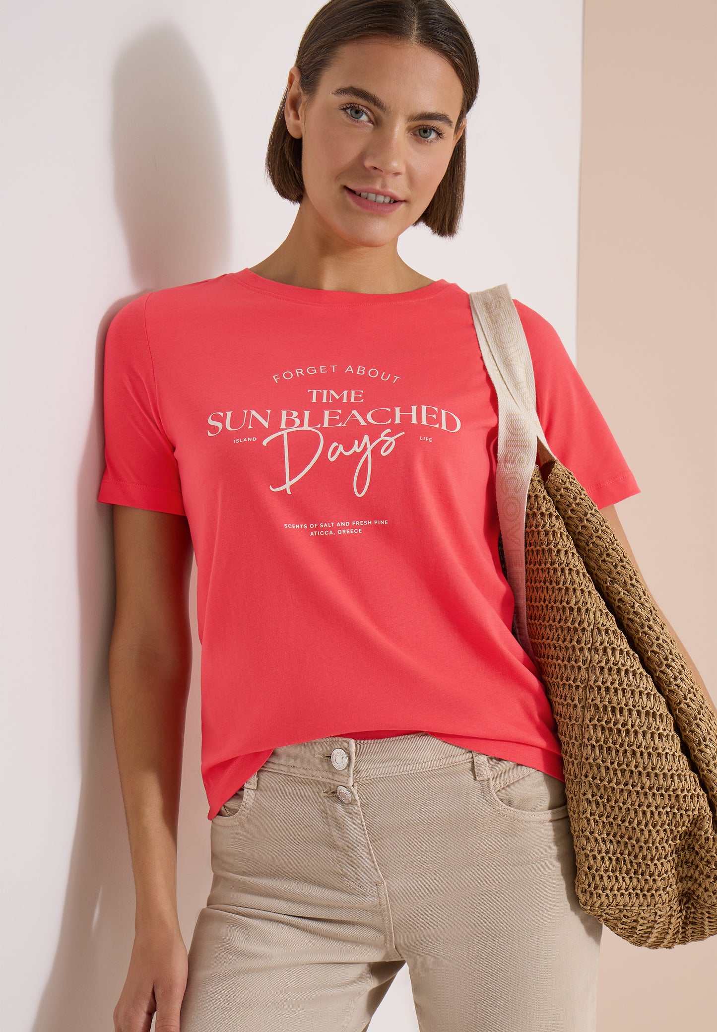 CECIL - T-Shirt mit Boat Neck und Wording Artwork - Farbe: coral