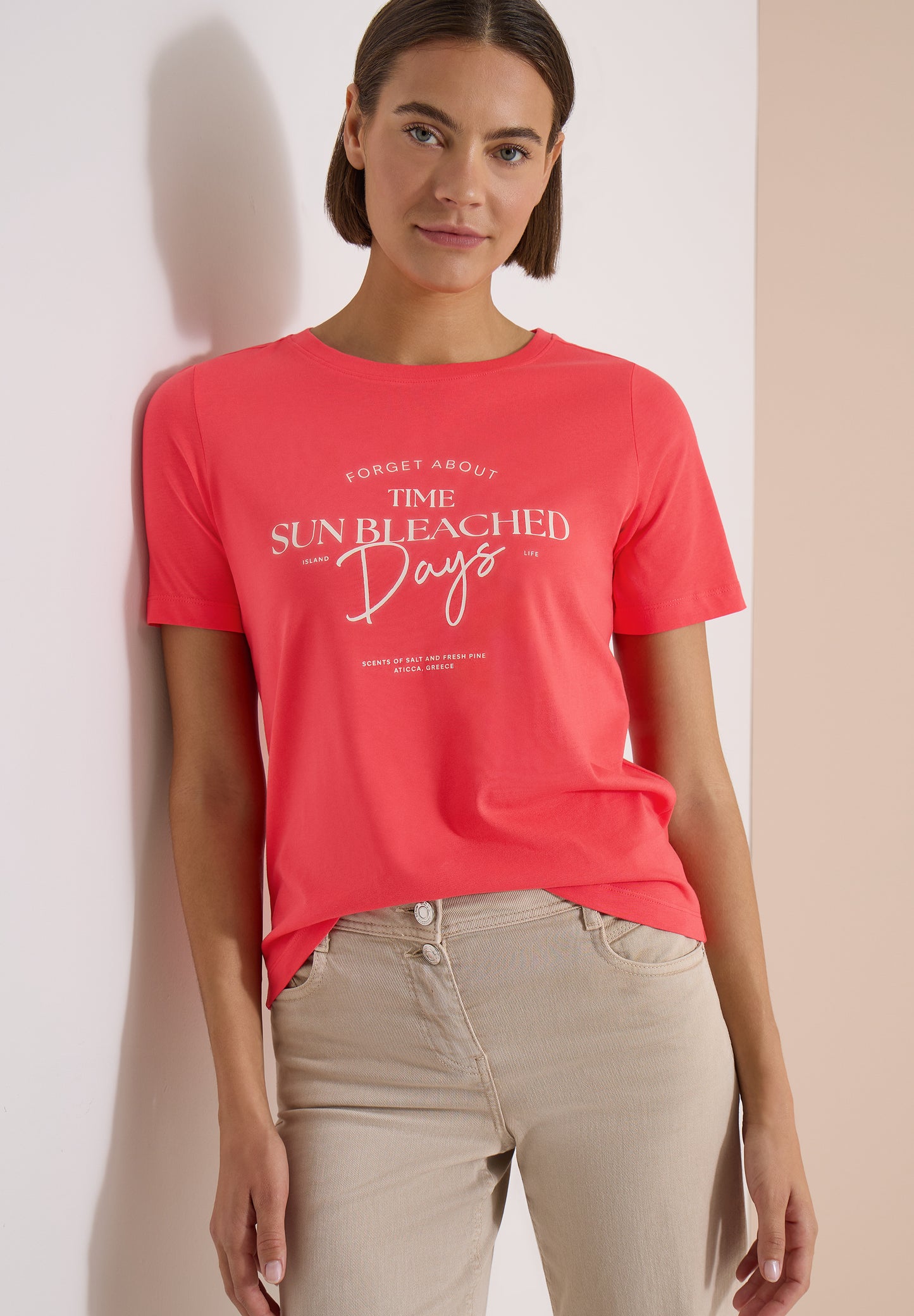CECIL - T-Shirt mit Boat Neck und Wording Artwork - Farbe: coral