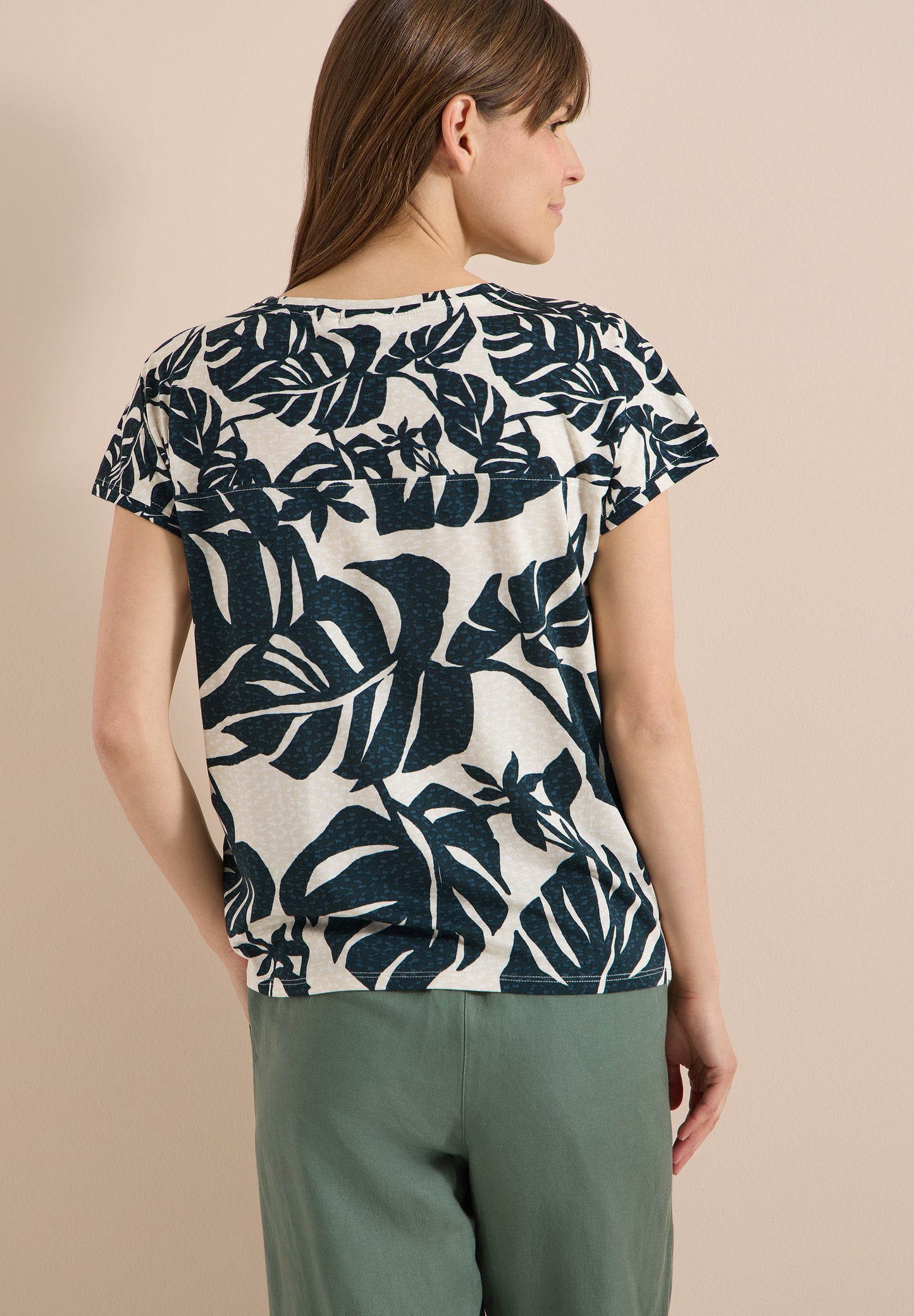 CECIL - T-Shirt mit U-Boot-Ausschnitt und Print - Farbe: palm breeze green