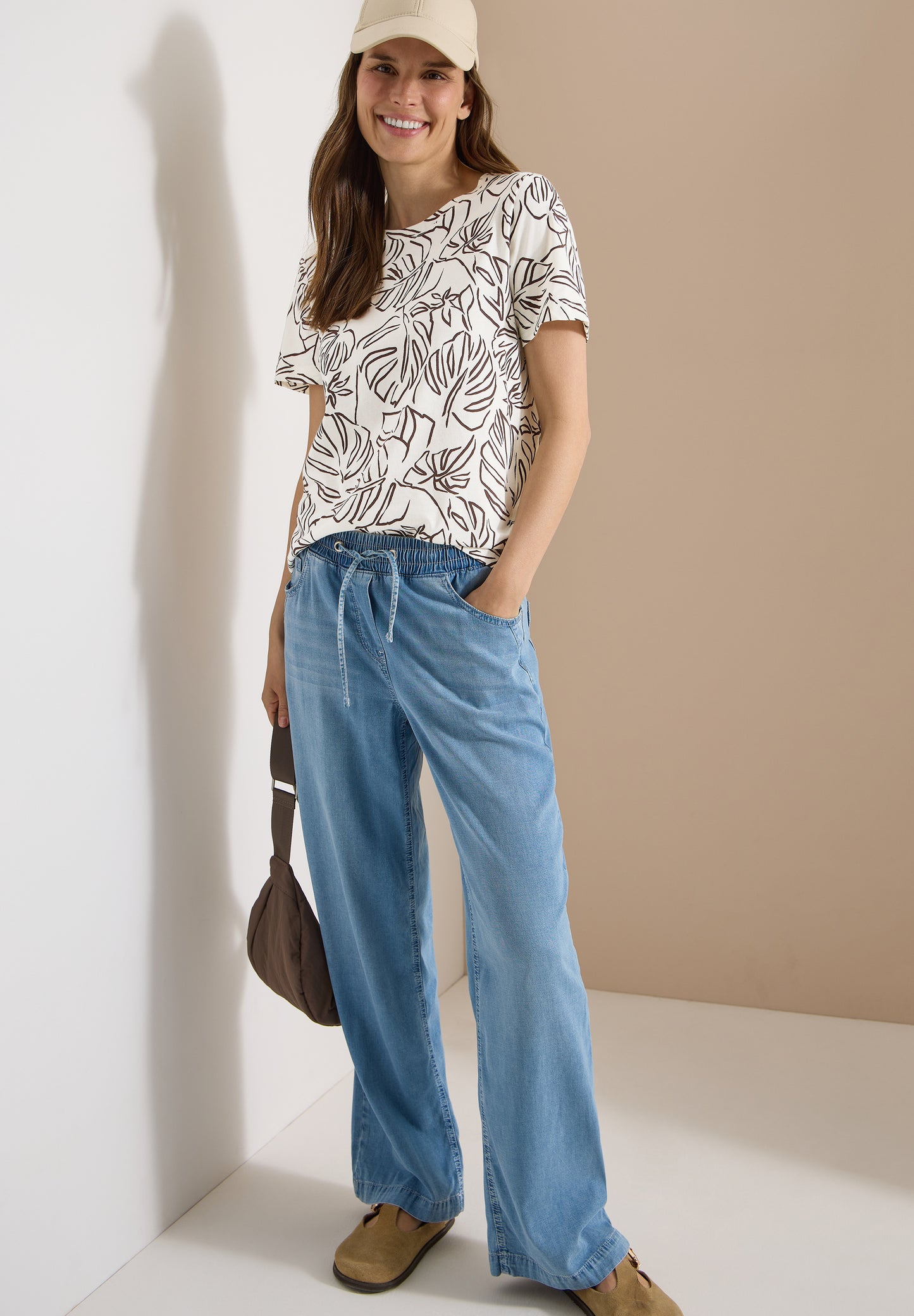 CECIL - T-Shirt mit Rundhals und Blätterprint - Farbe: light alabaster white