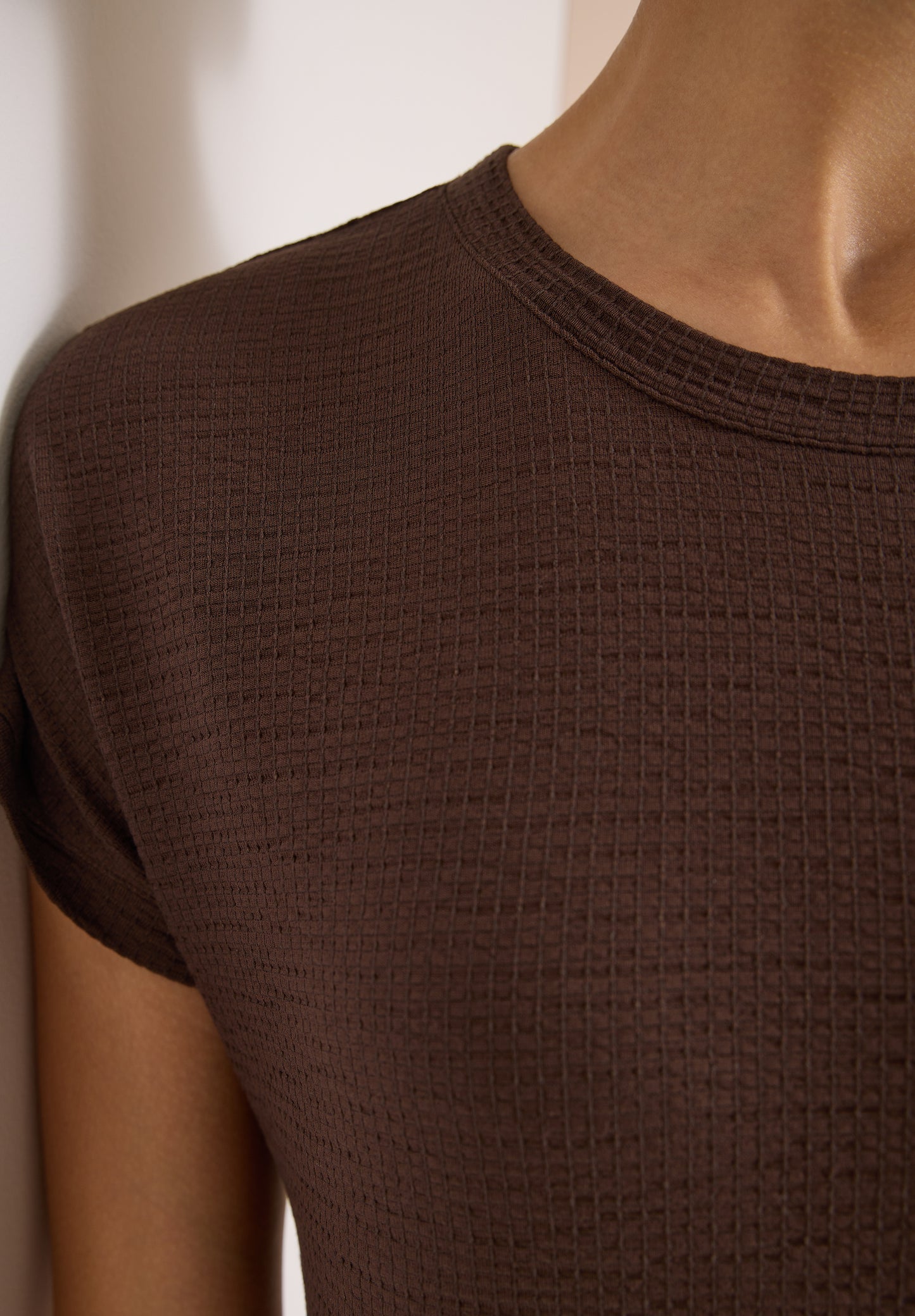 CECIL - T-Shirt mit Rundhals und Struktur - Farbe: brown cacao