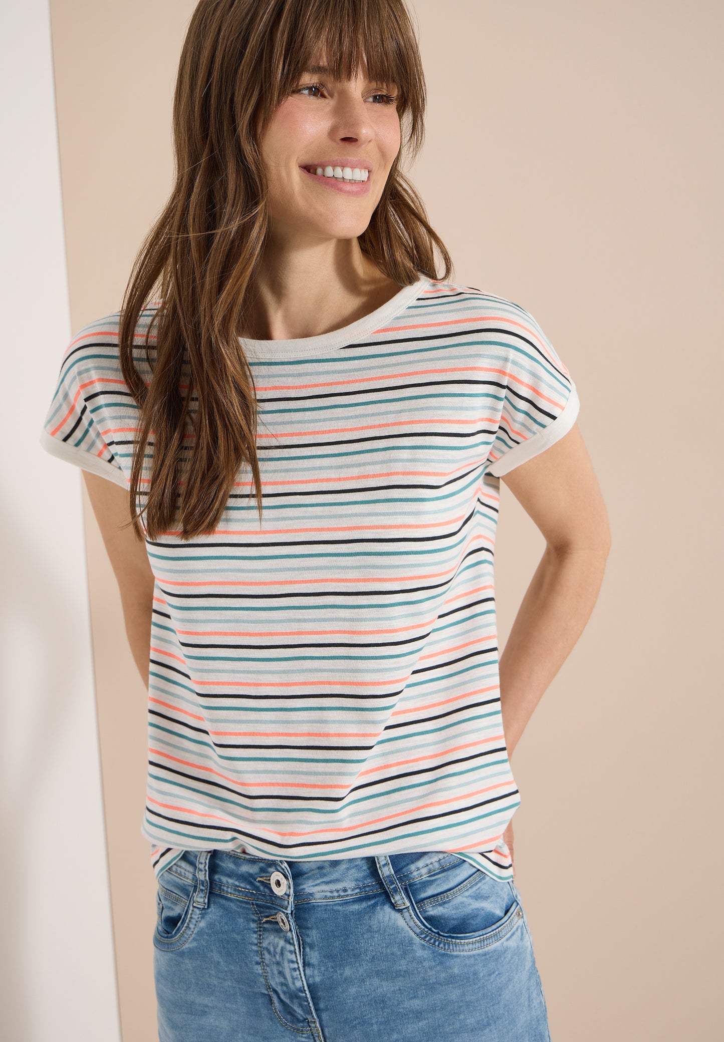 CECIL - T-Shirt mit Boat Neck und Turn-Up-Detail - Farbe: vanilla white