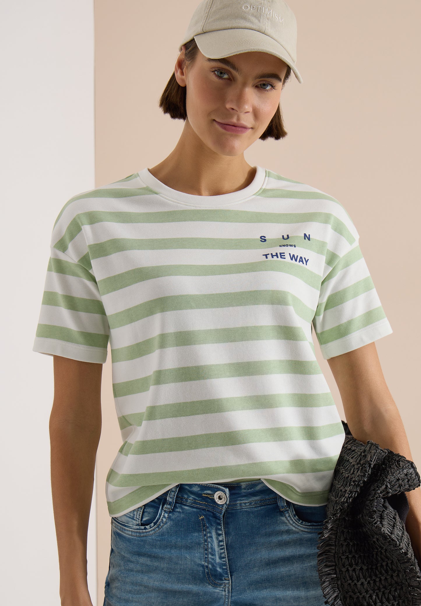 CECIL - Halbarm Shirt mit Streifen und Wording-Detail - Farbe: raw matcha lime