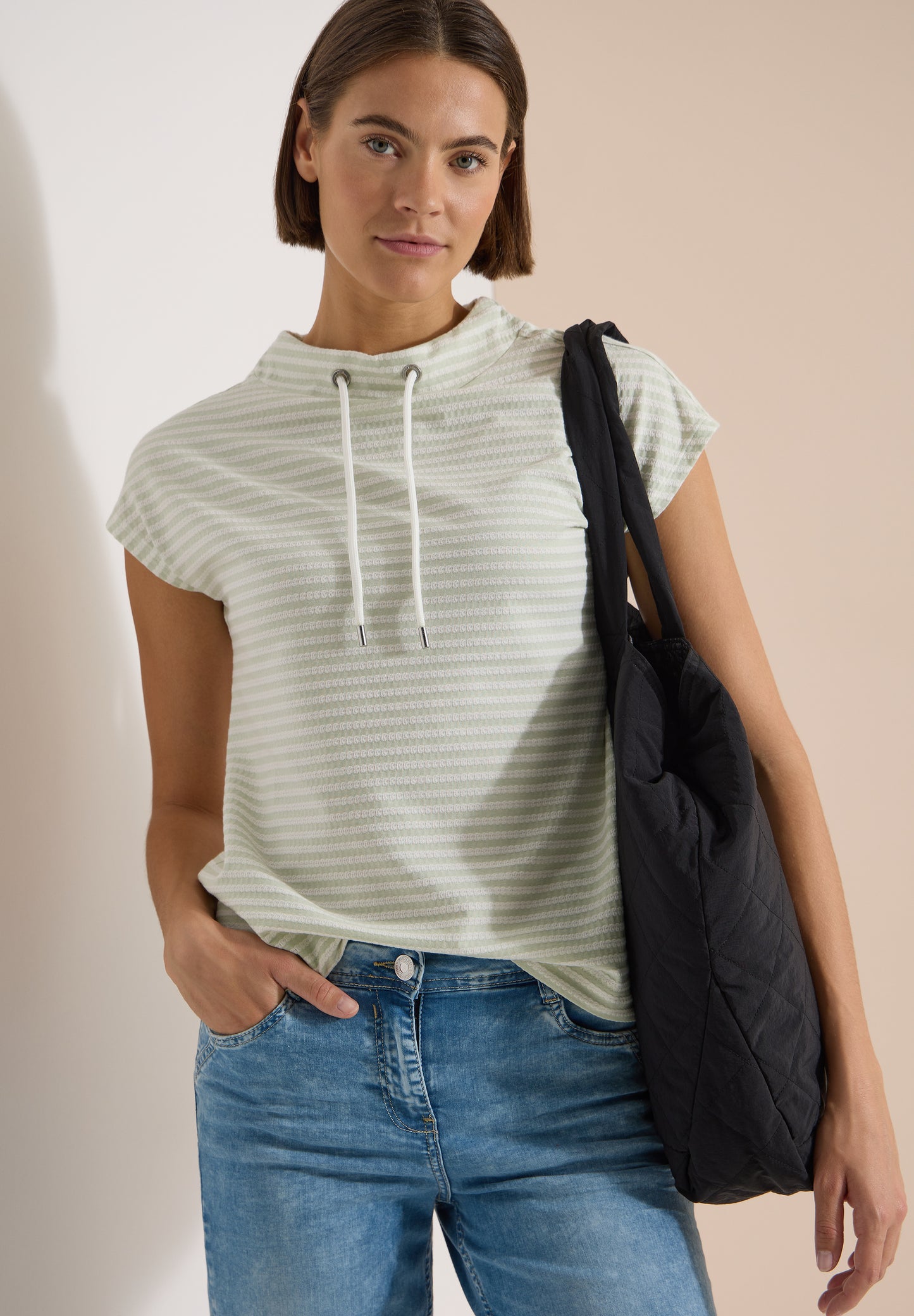 CECIL - T-Shirt mit Funnel Neck und Streifen - Farbe: raw matcha lime