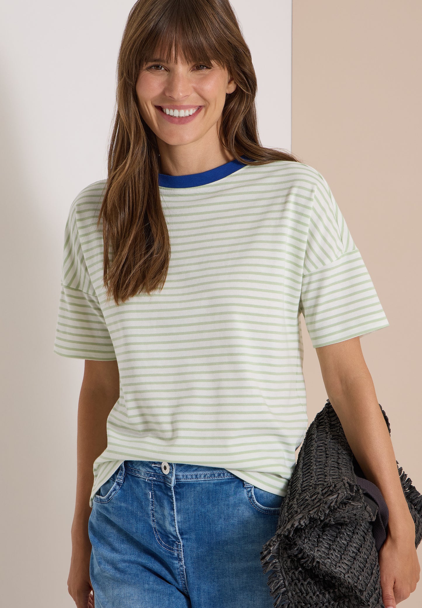 CECIL - T-Shirt mit Streifen und Kontrastdetail - Farbe: raw matcha lime