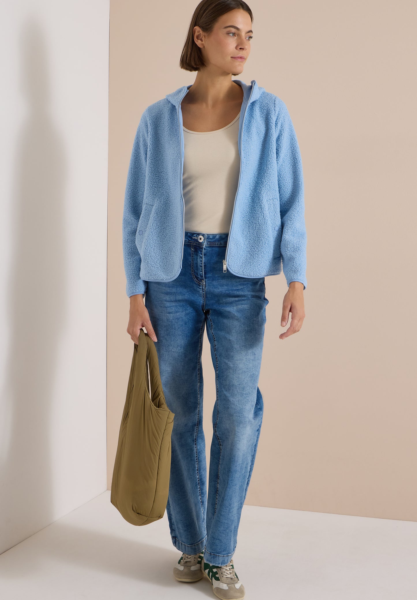 CECIL - Teddy-Jacke mit Kapuze in Unifarbe - Farbe: easy blue