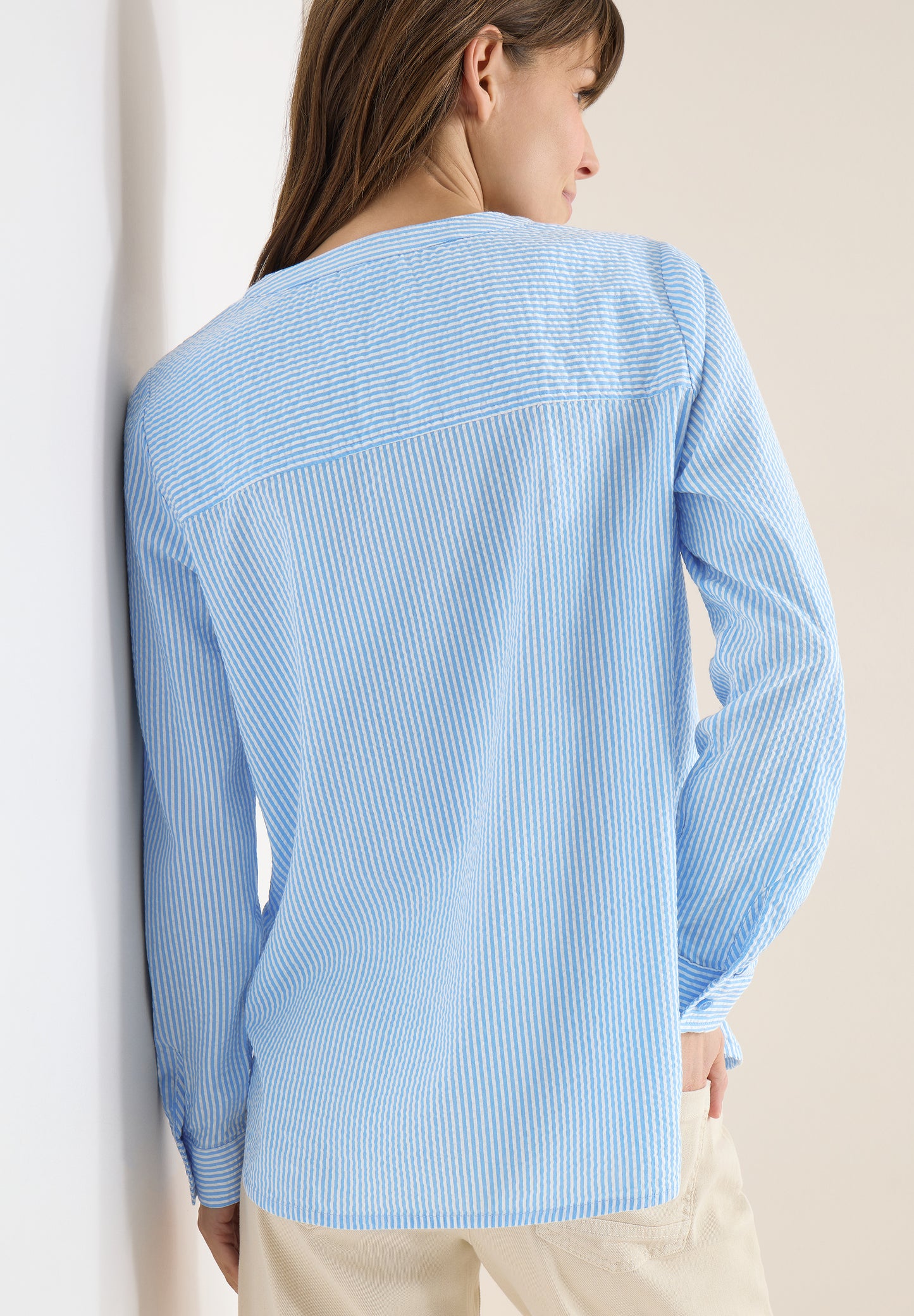 CECIL - Gestreifte Seersucker Bluse - Farbe: cloud blue