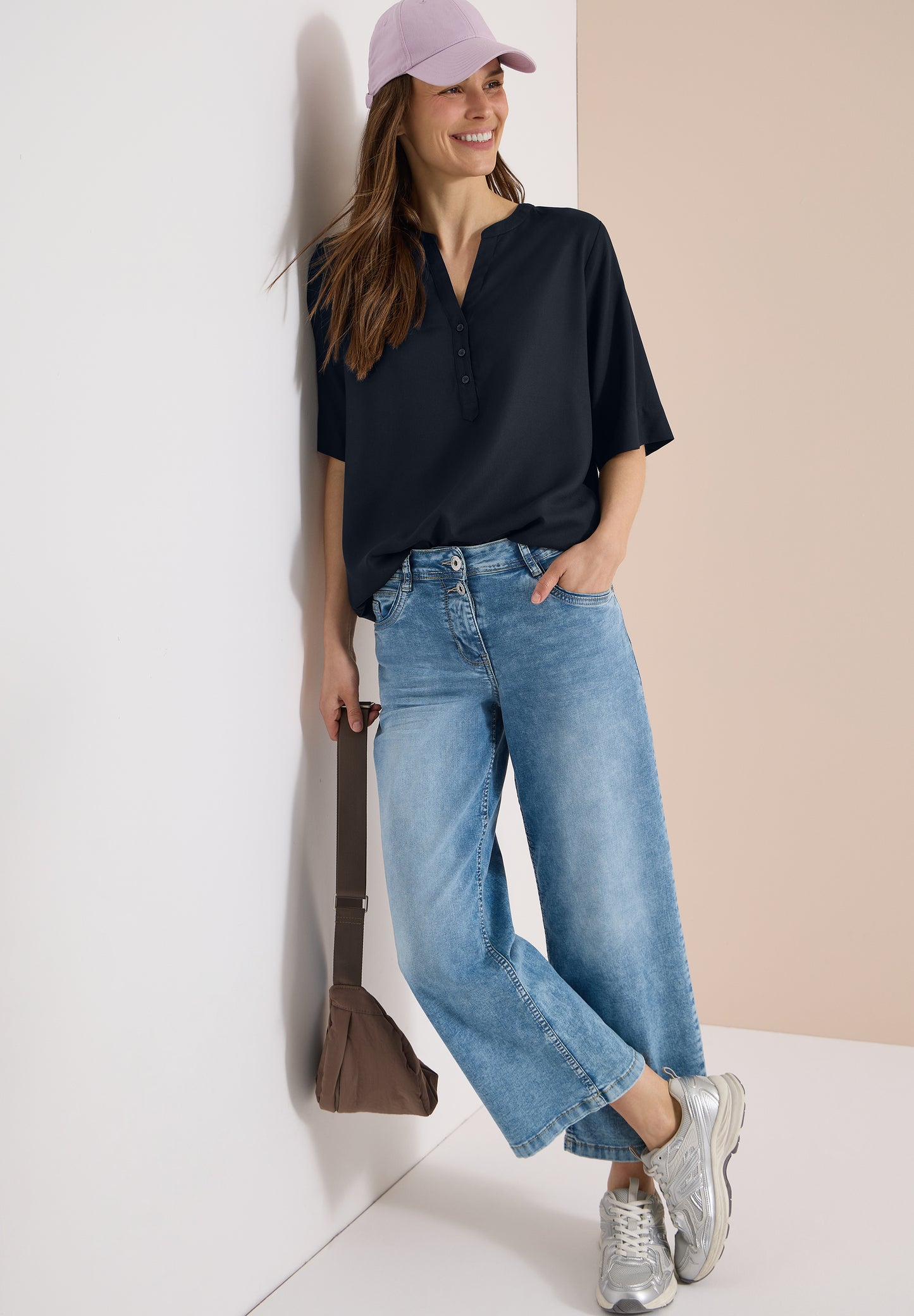 CECIL - Kurzarm Bluse mit Split Neck - Farbe: universal blue