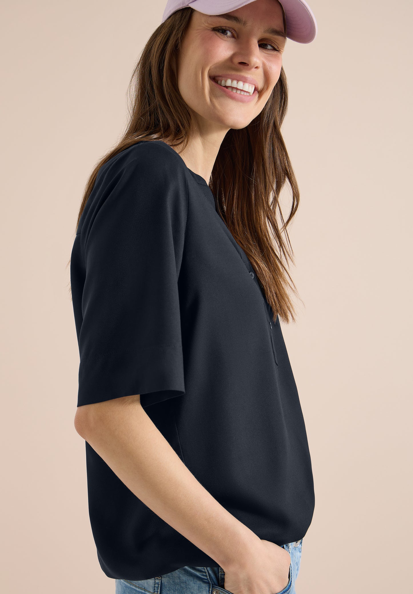 CECIL - Kurzarm Bluse mit Split Neck - Farbe: universal blue