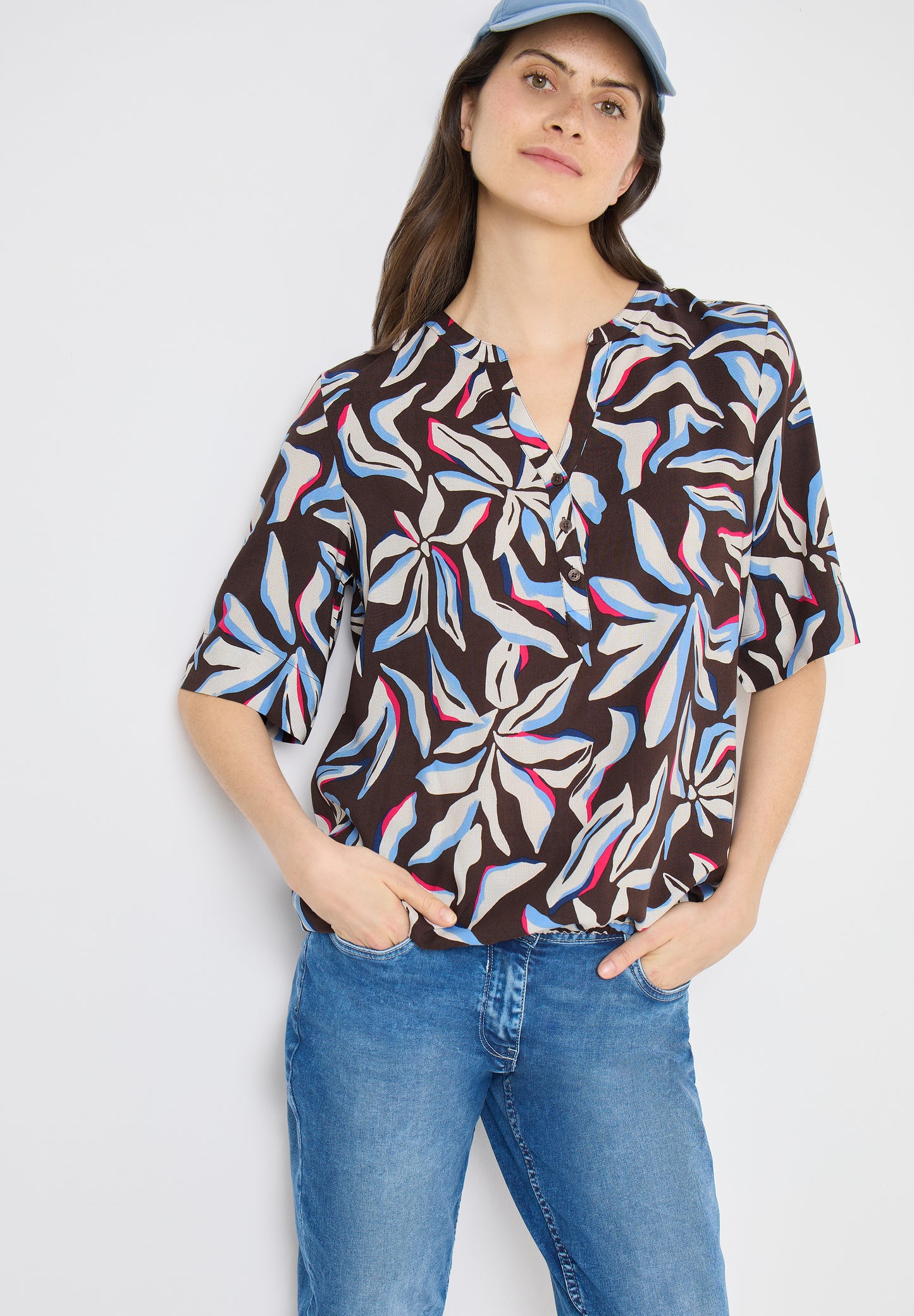 CECIL - Kurzarm Bluse mit floralem Muster - Farbe: macchiato brown