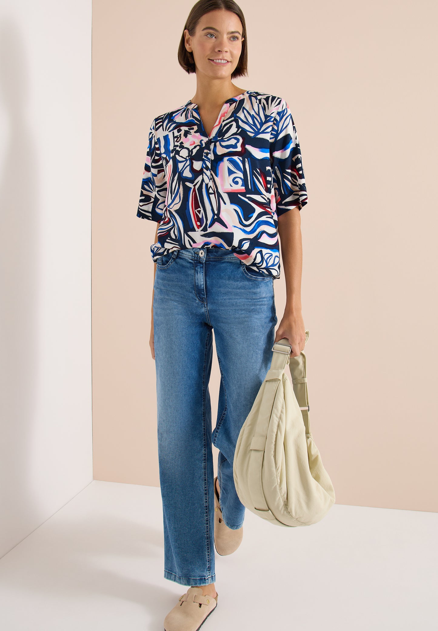 CECIL - Kurzarm Bluse mit Multicolor Print - Farbe: universal blue