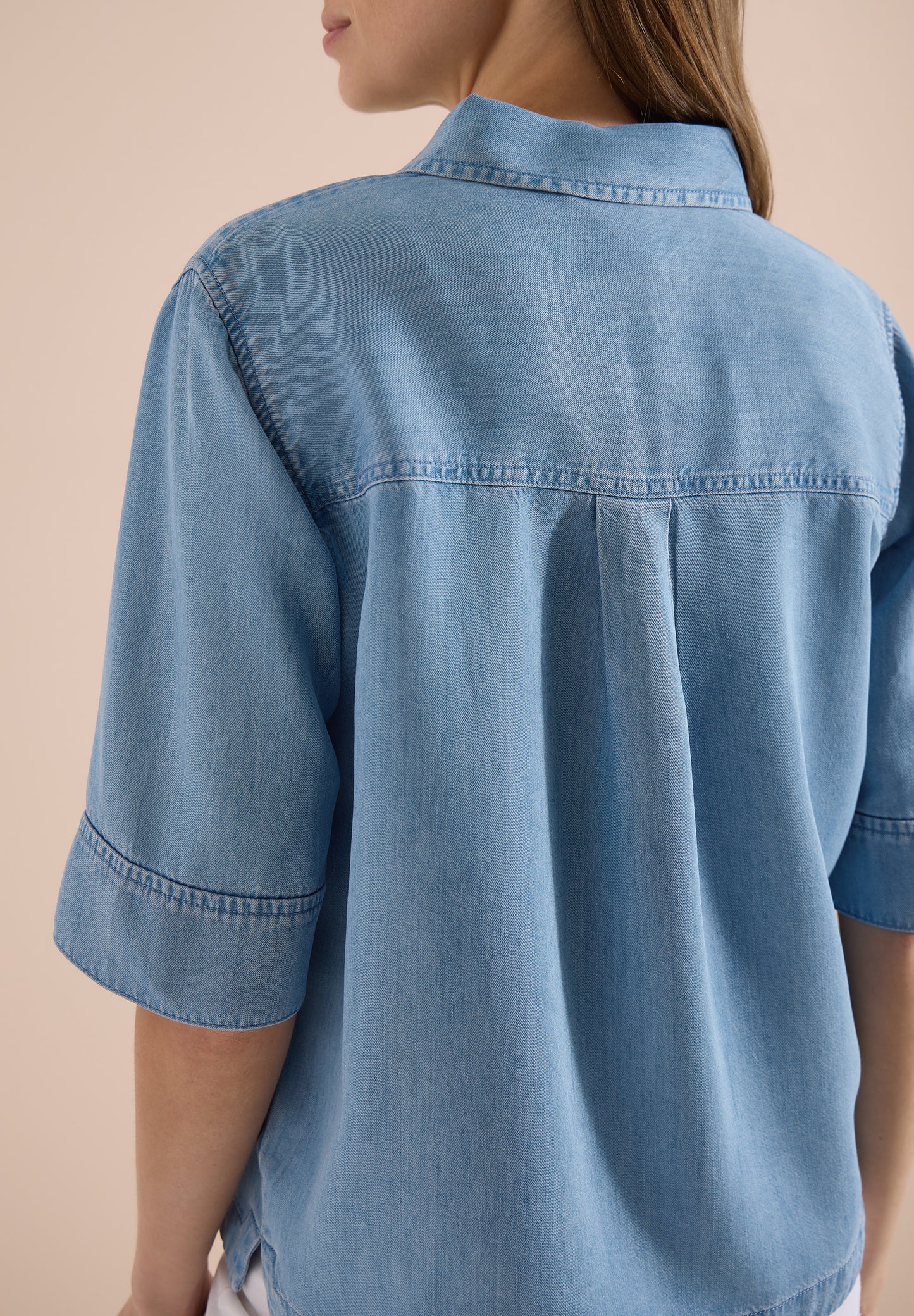 CECIL - Kurzarm Hemdbluse im Denim-Look - Farbe: light blue wash