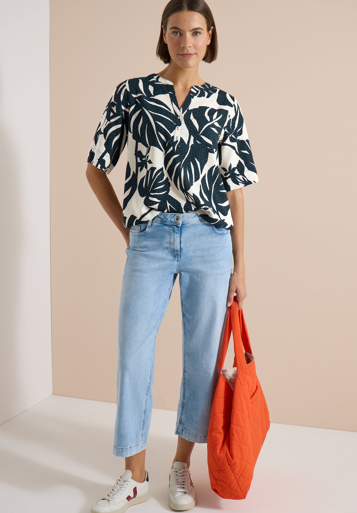 CECIL - Kurzarm Bluse mit Split Neck - Farbe: palm breeze green