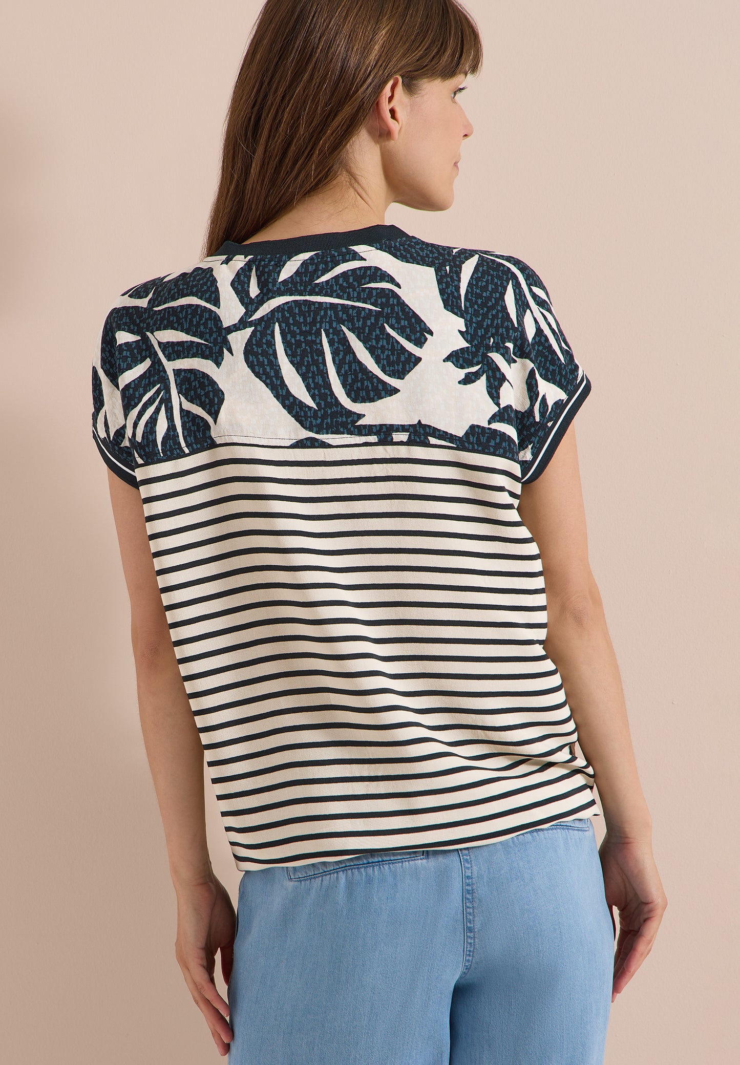 CECIL - Bluse mit Split Neck und Printmix - Farbe: palm breeze green