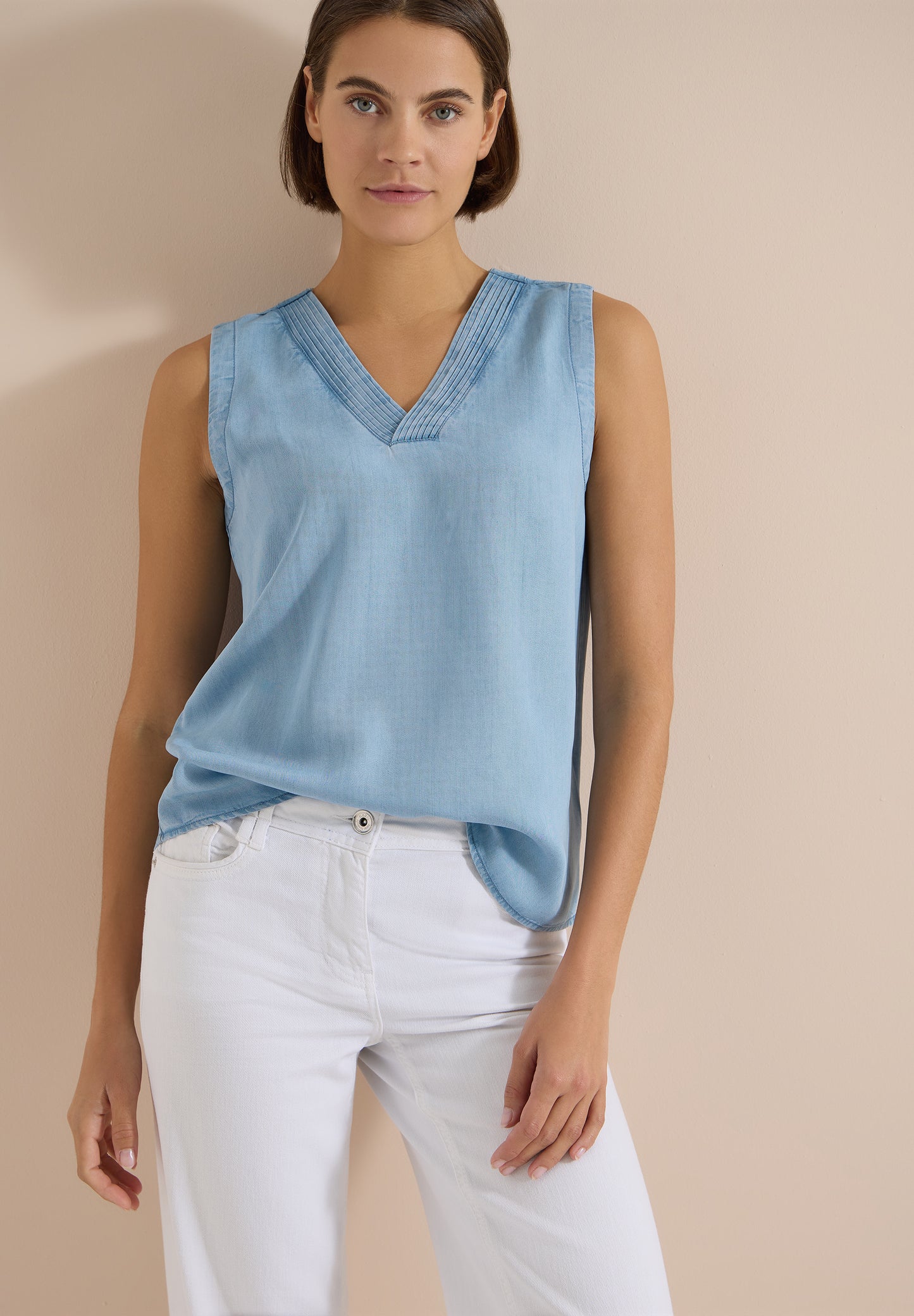 CECIL - Blusentop im Denim-Look mit V-Neck - Farbe: light blue used wash