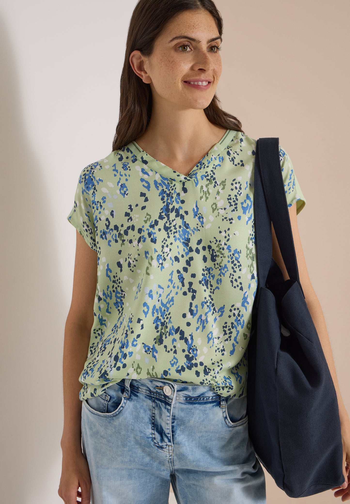 CECIL - Kurzarm Blusenshirt mit Strukturmix - Farbe: raw matcha lime