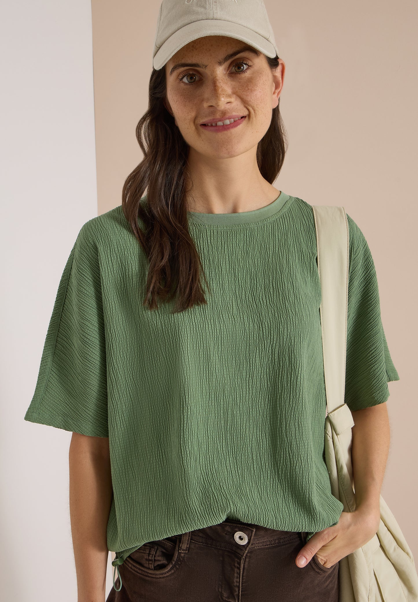 CECIL - Dropped Shoulder Blusenshirt in Unifarbe - Farbe: deep matcha green