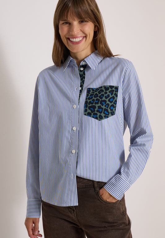 CECIL - Hemdbluse mit Streifen und Leo-Brusttasche - Farbe: blouse blue