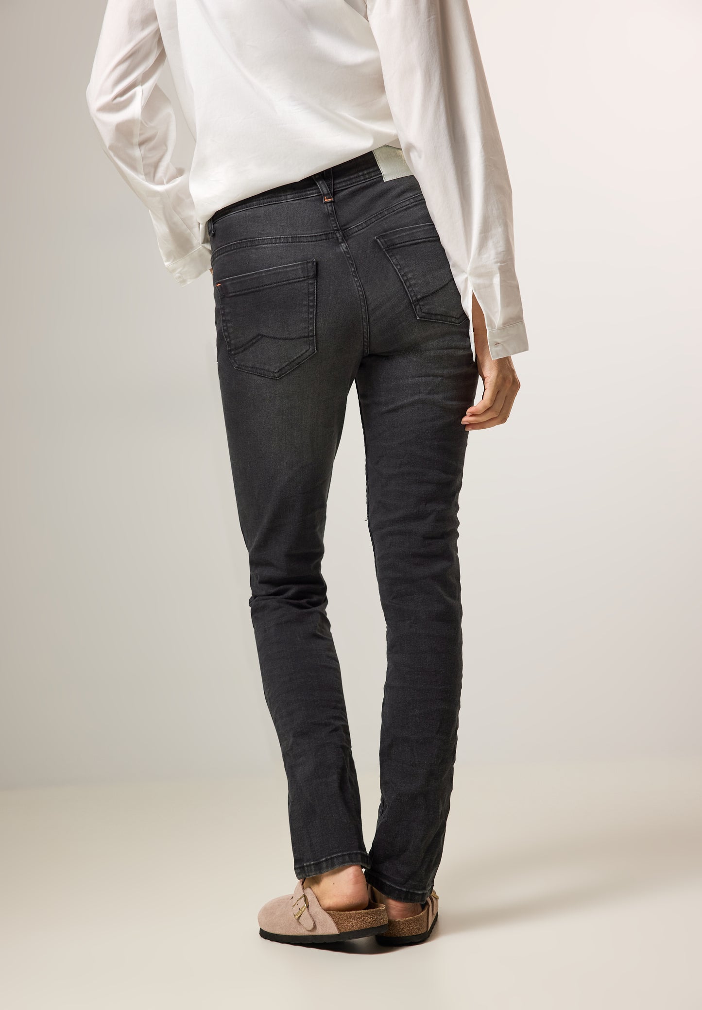 CECIL Jeans im Casual Fit - Farbe: dark grey washed