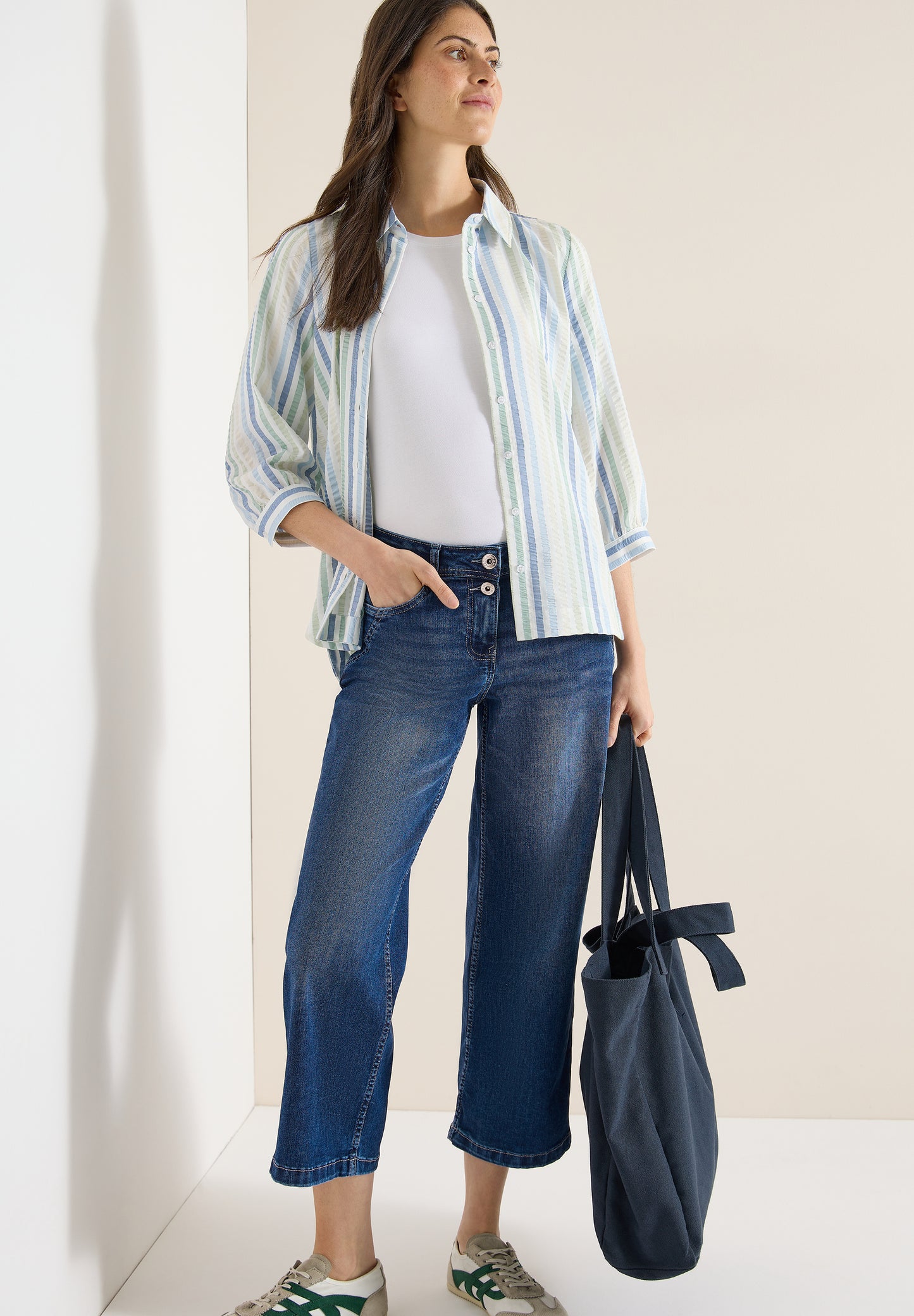 CECIL - High Waist Wide Leg Jeans im Loose Fit - Farbe: mid blue used wash